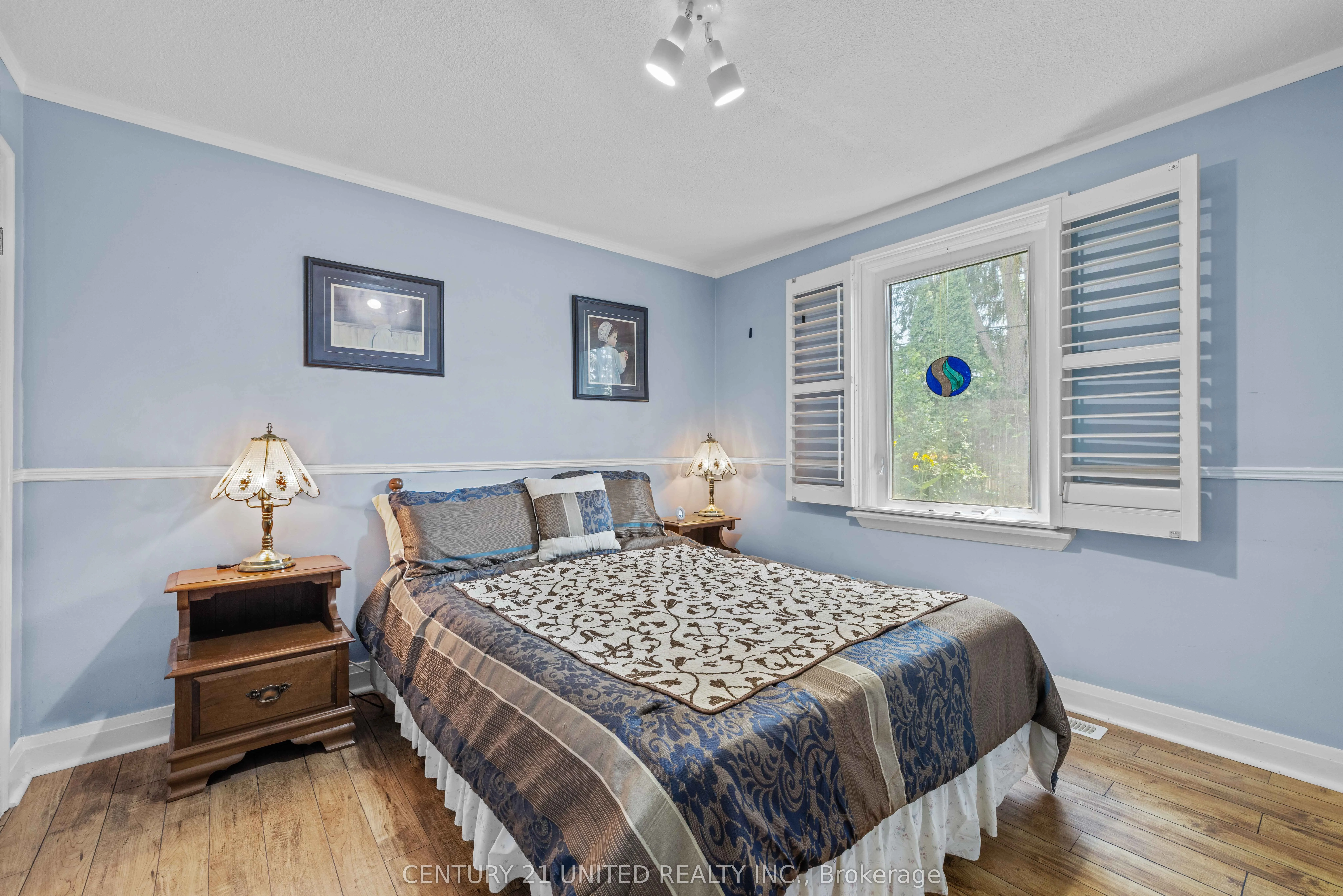 291 Sunset Boulevard