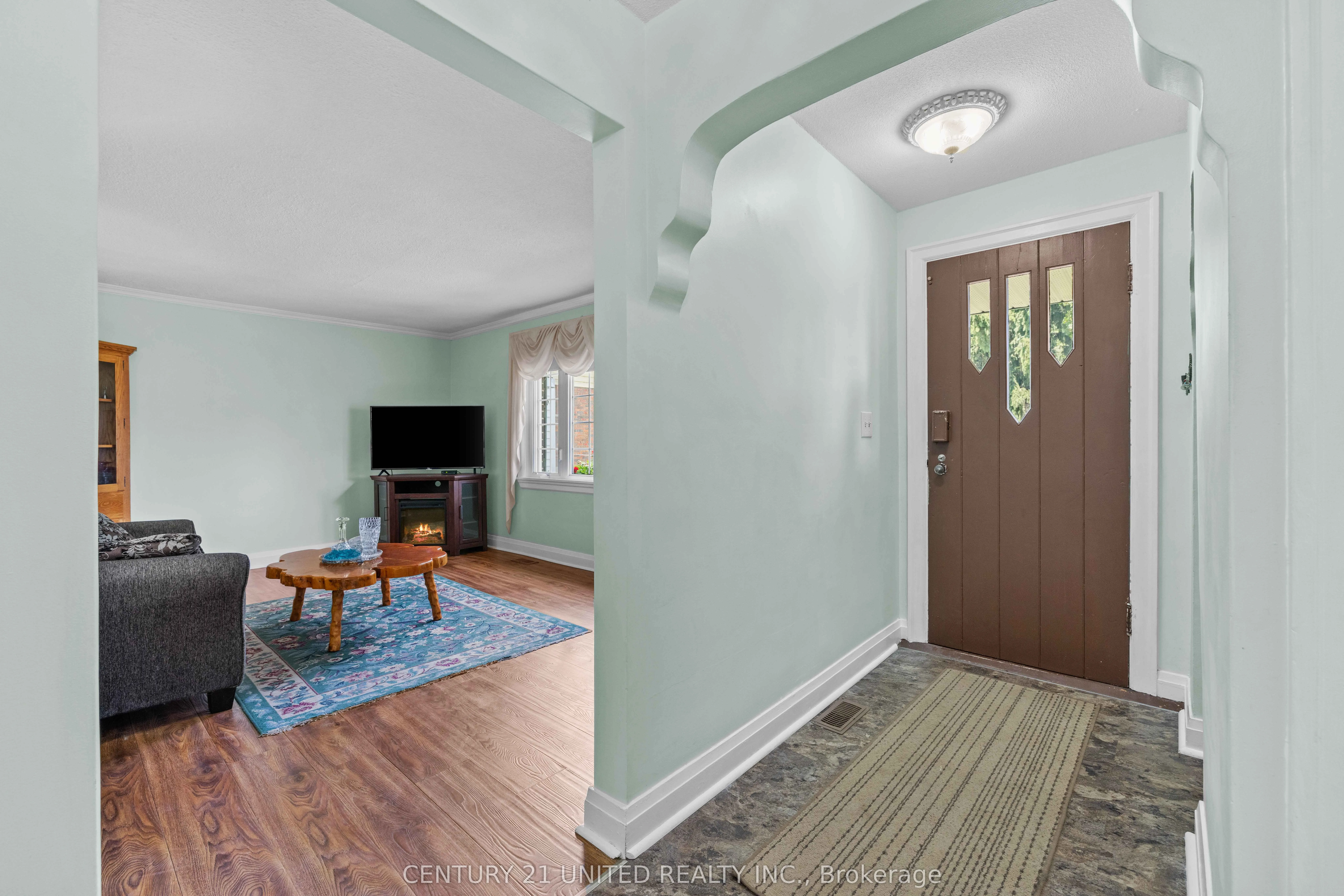 291 Sunset Boulevard
