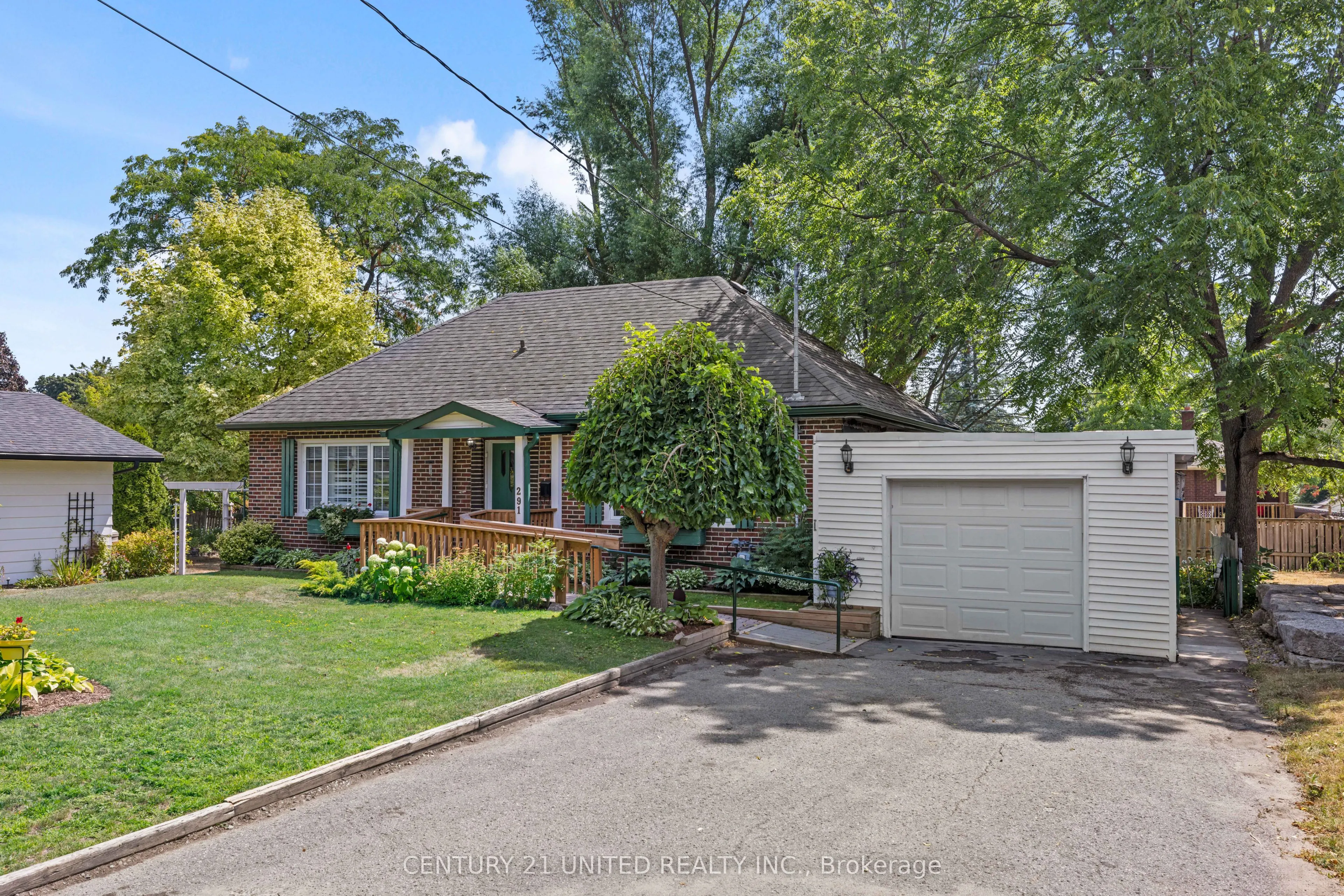 291 Sunset Boulevard