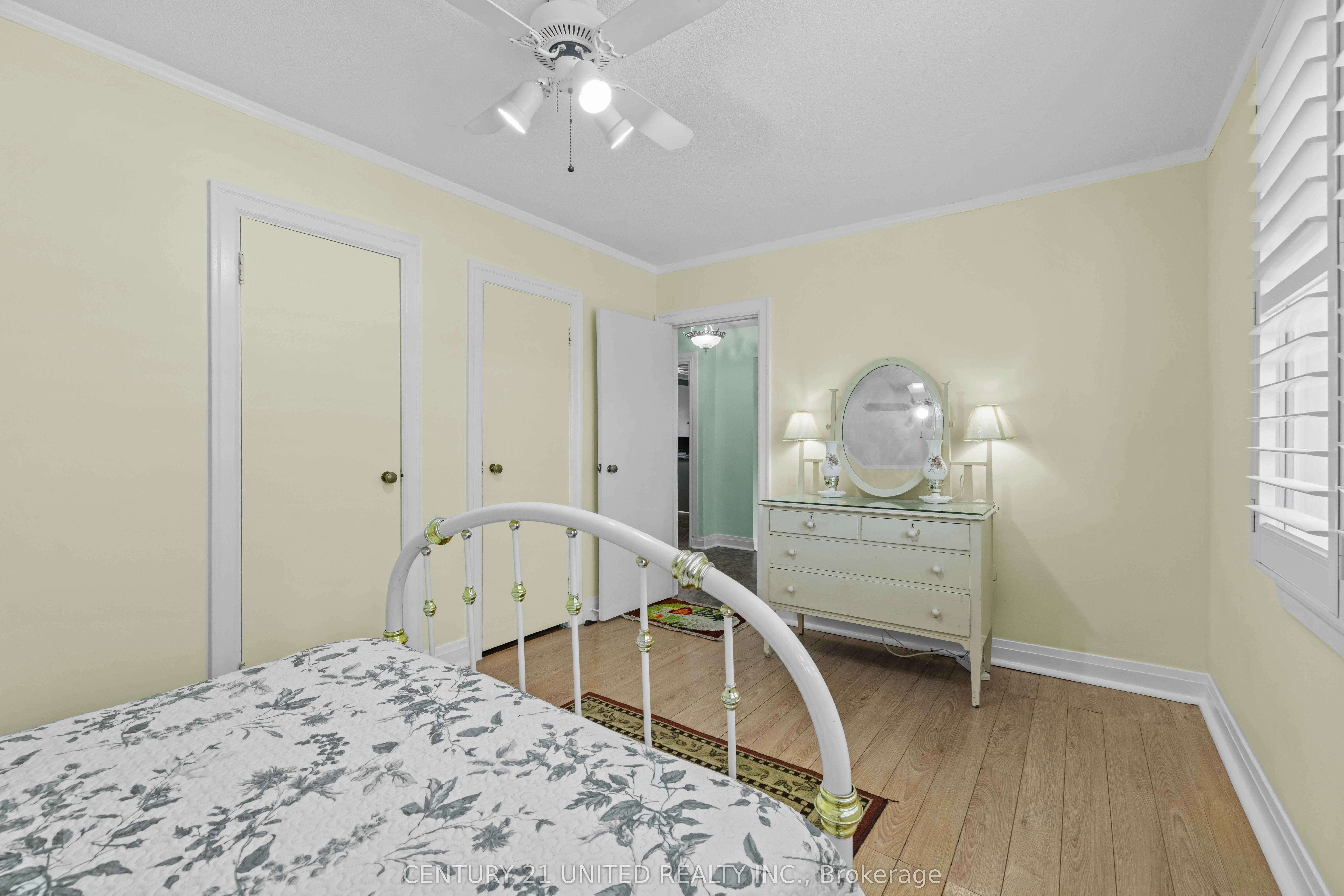 291 Sunset Boulevard
