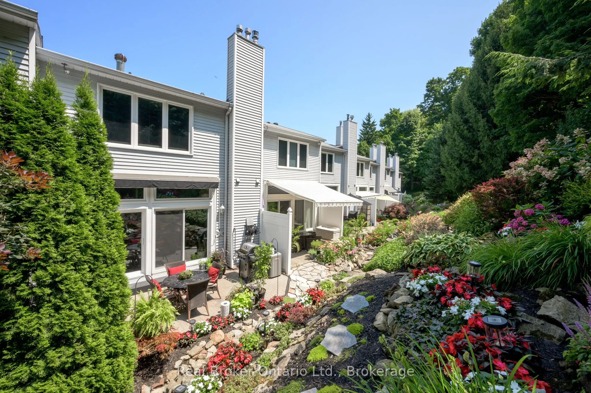 177 Main Street W, #8