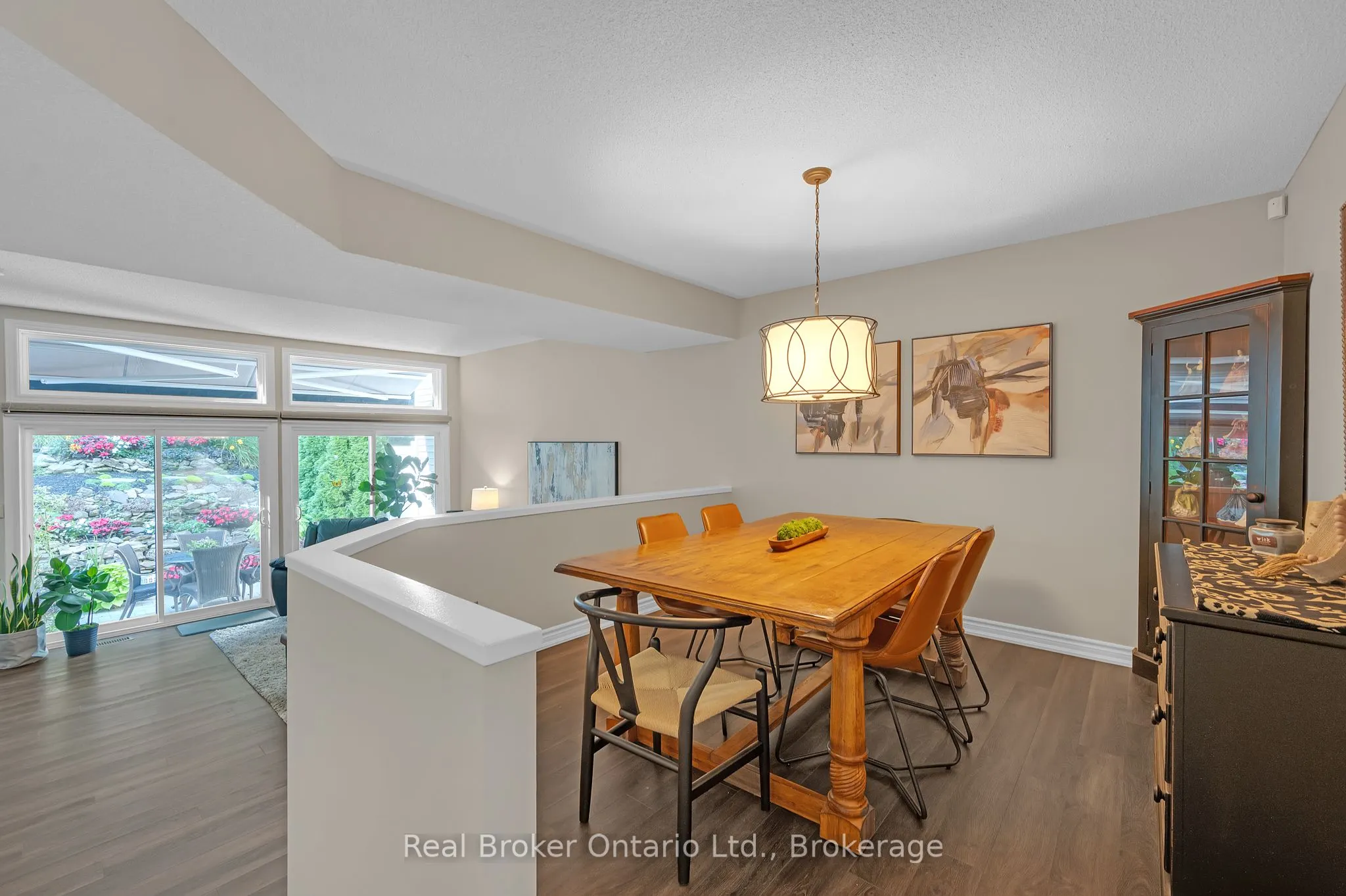 177 Main Street W, #8