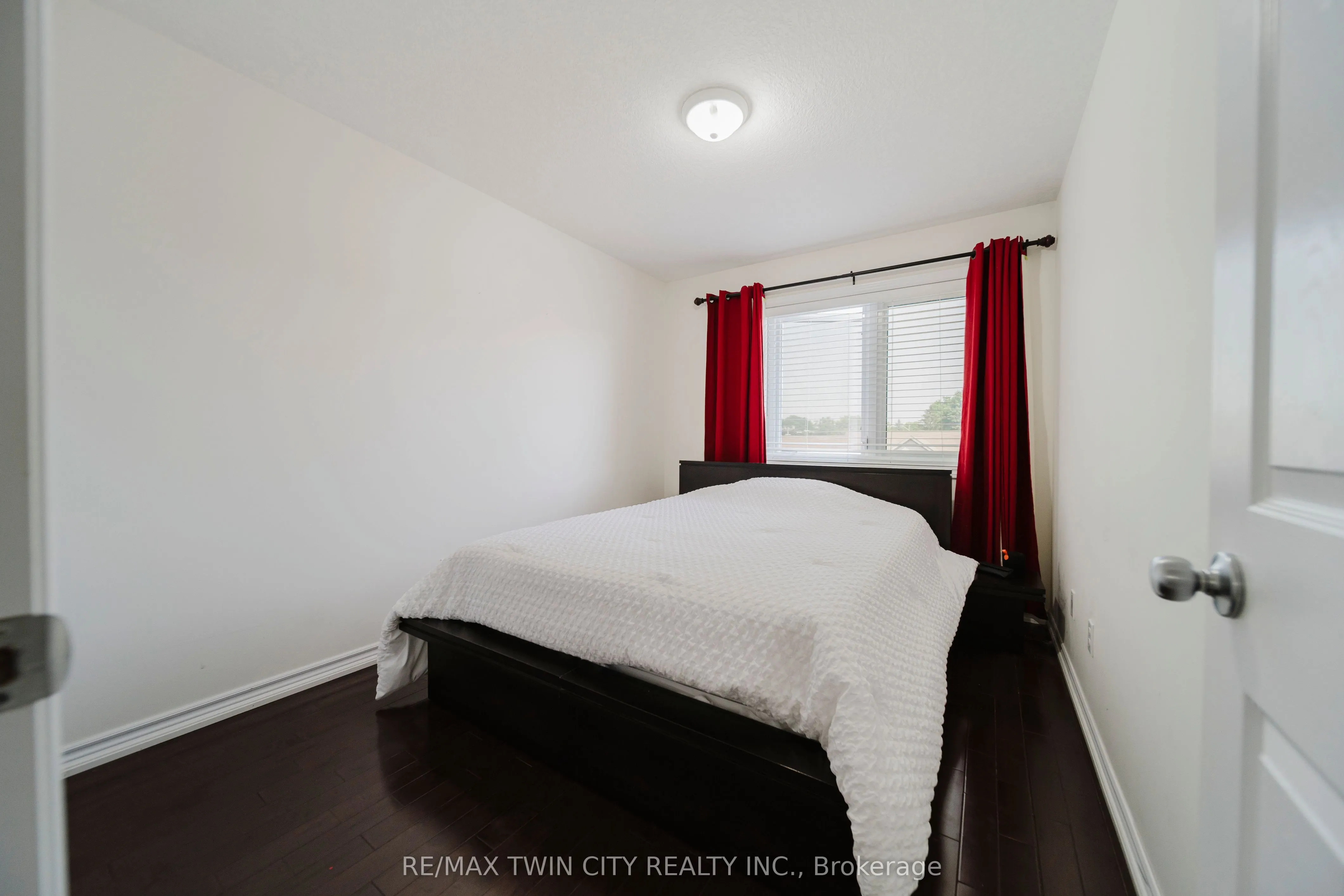 975 Strasburg Road, #22B
