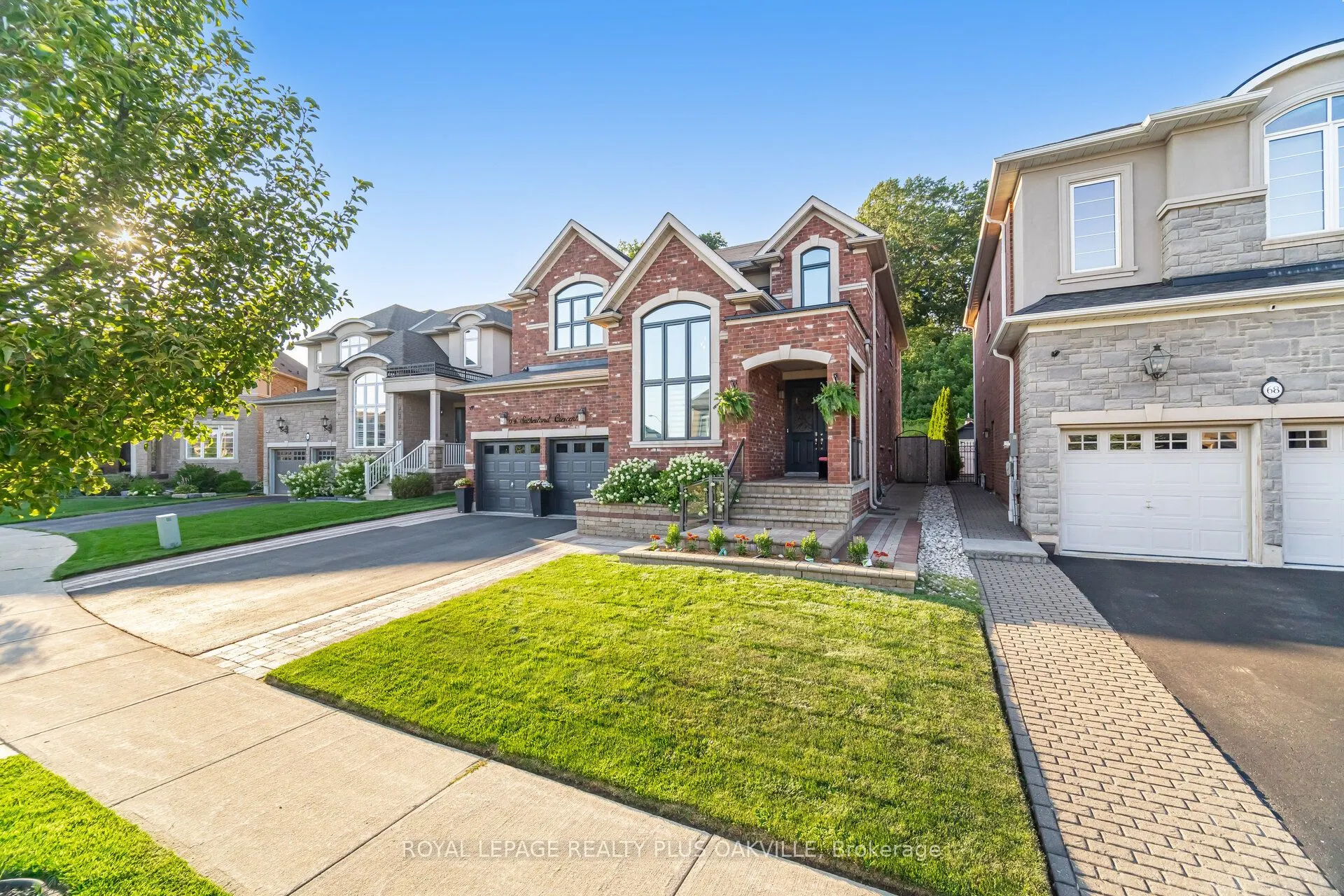 64 Sutherland Crescent