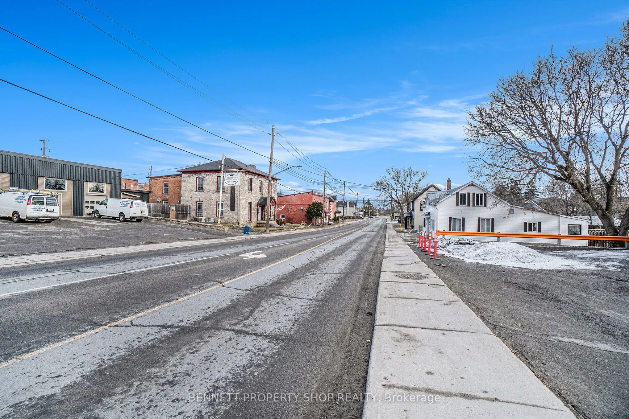 119 & 125 Daniel Street N