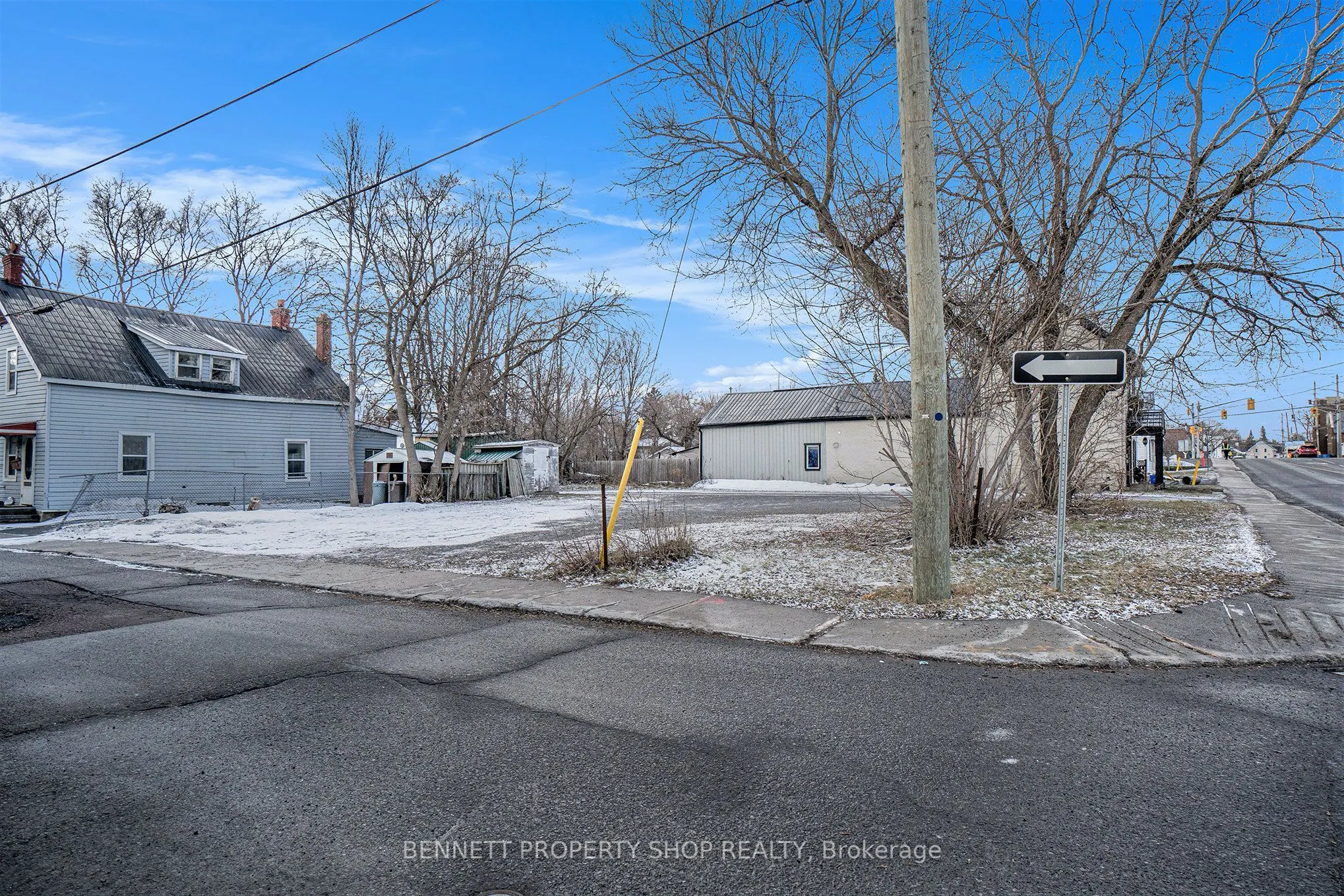 119 & 125 Daniel Street N