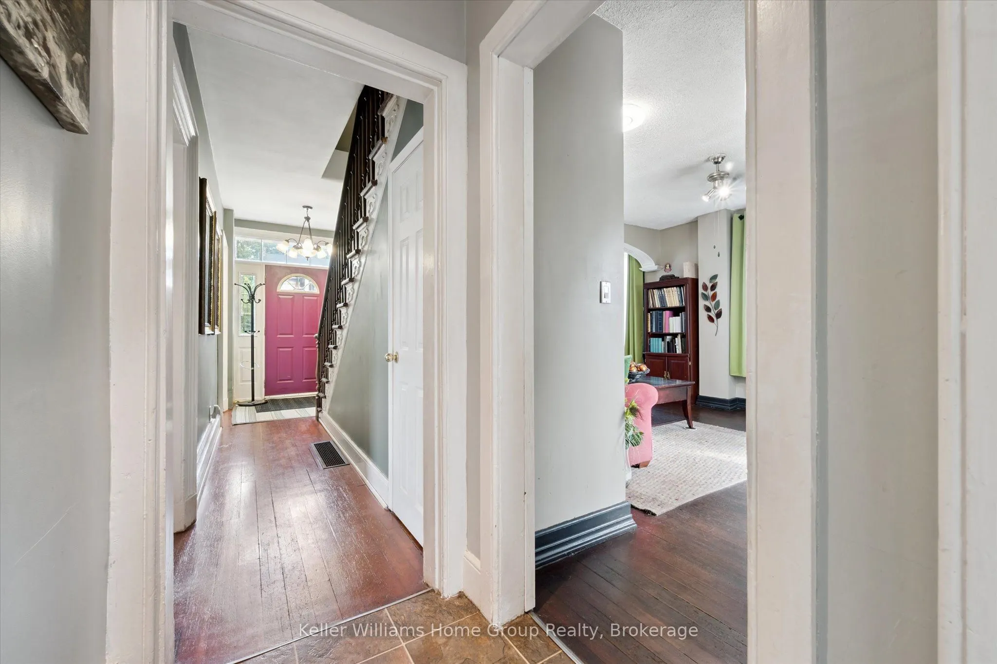 144 Hill Street E