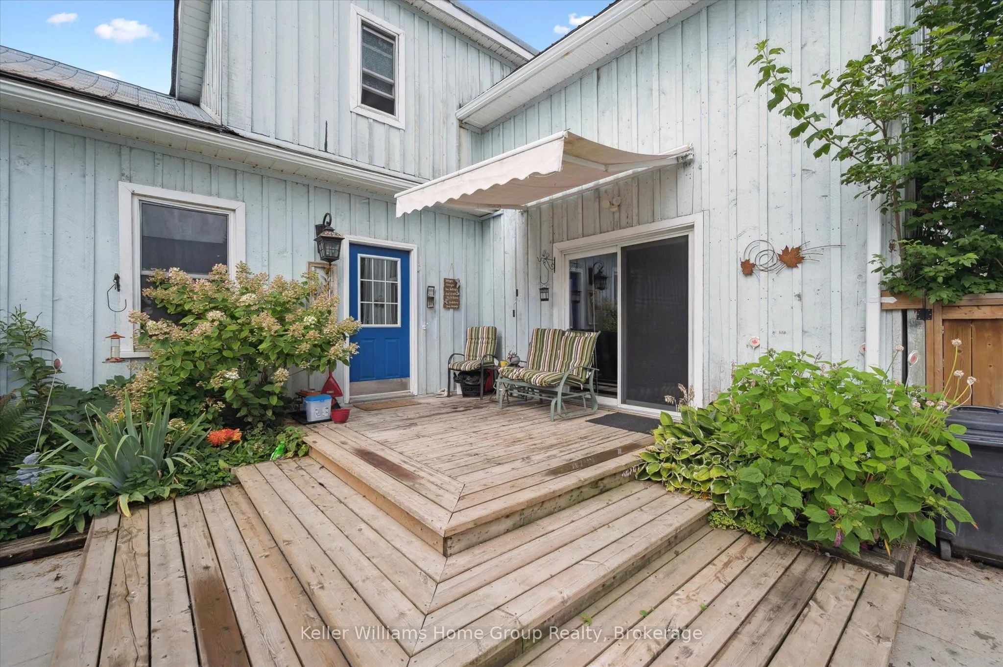 144 Hill Street E