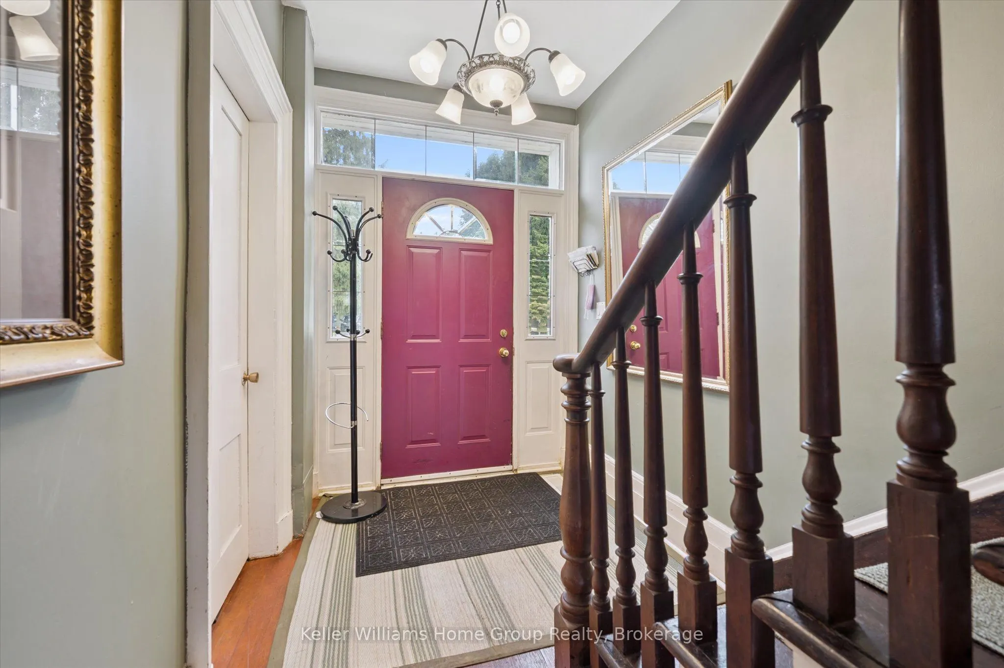 144 Hill Street E