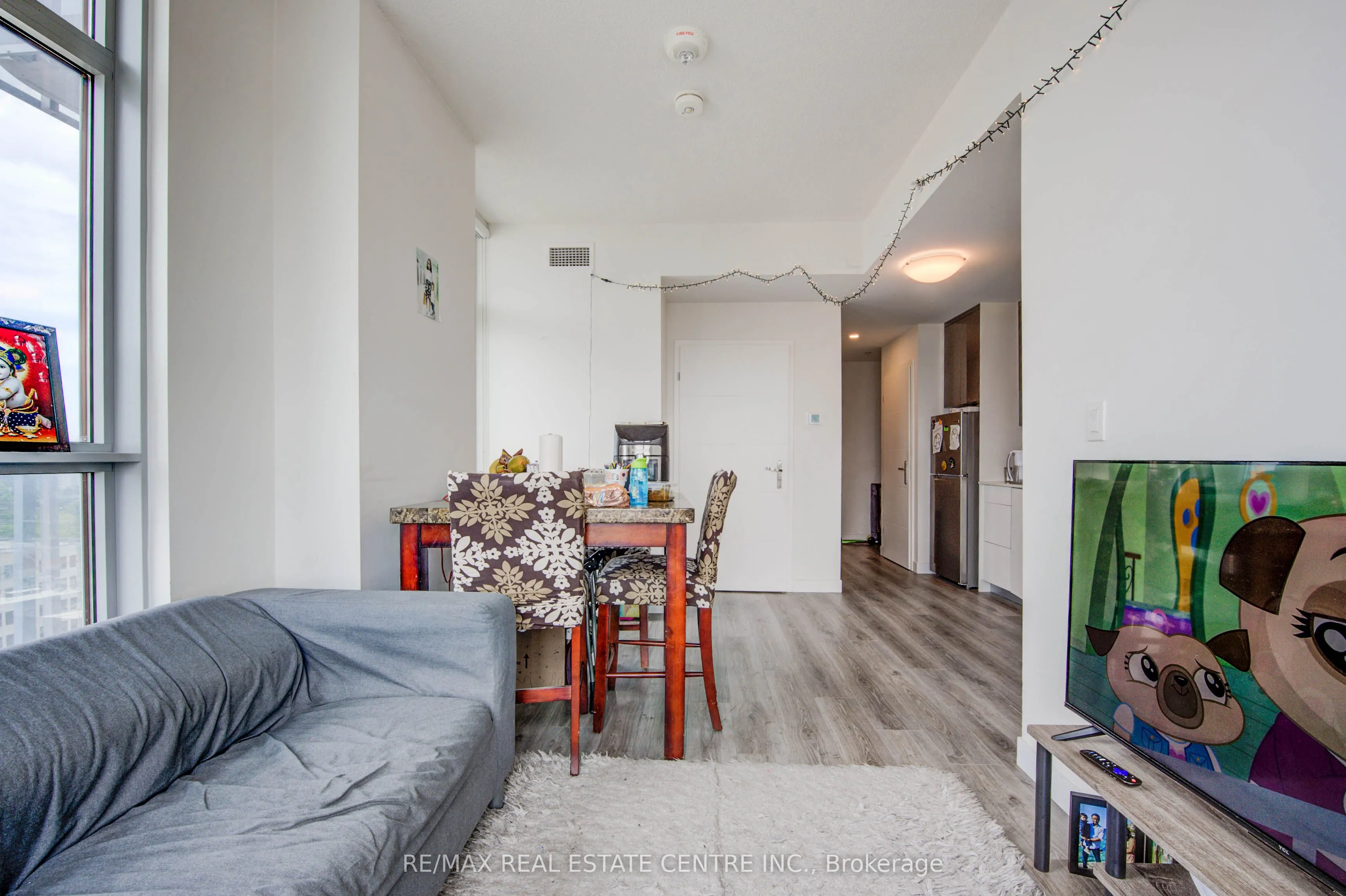 60 Frederick Street, #1809
