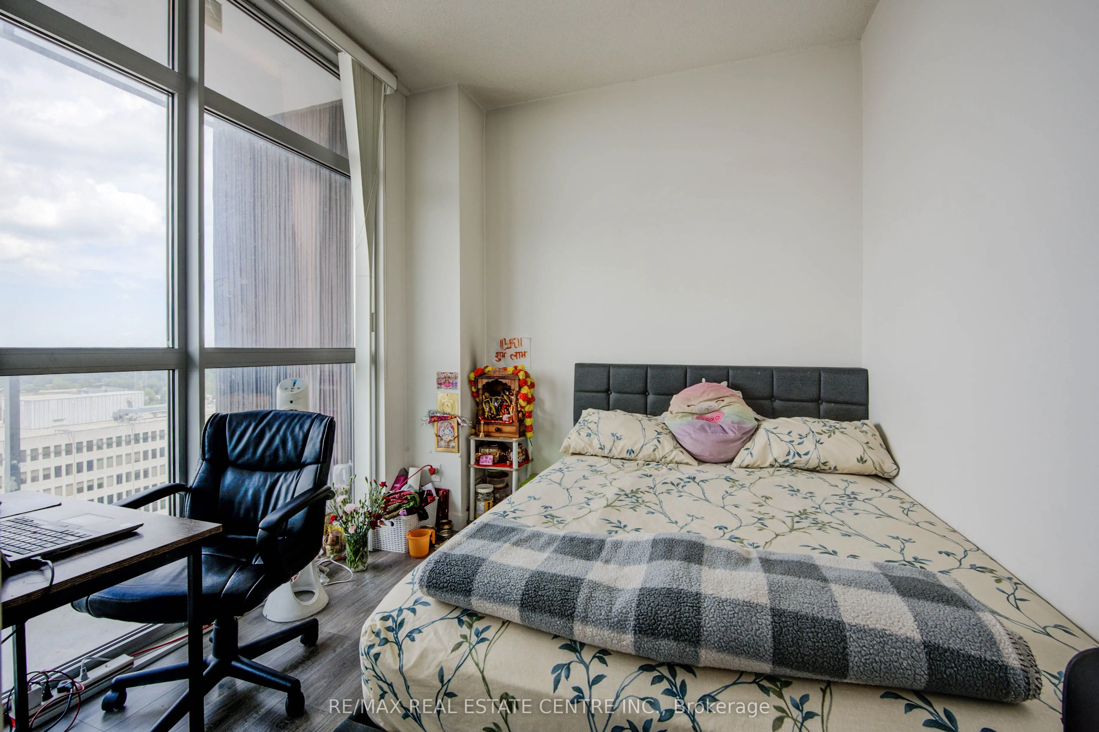 60 Frederick Street, #1809