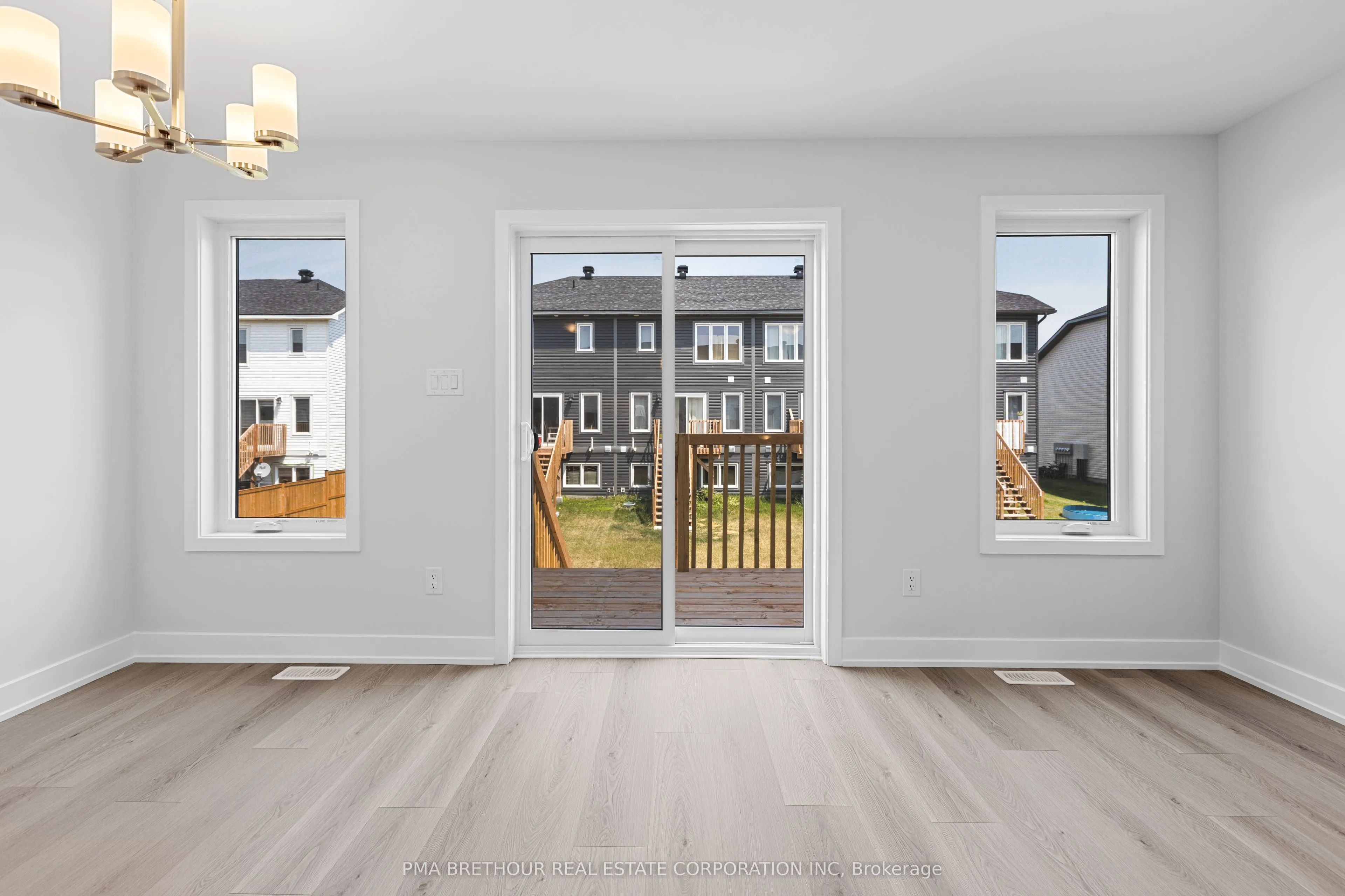 24 Margaret Graham Terrace