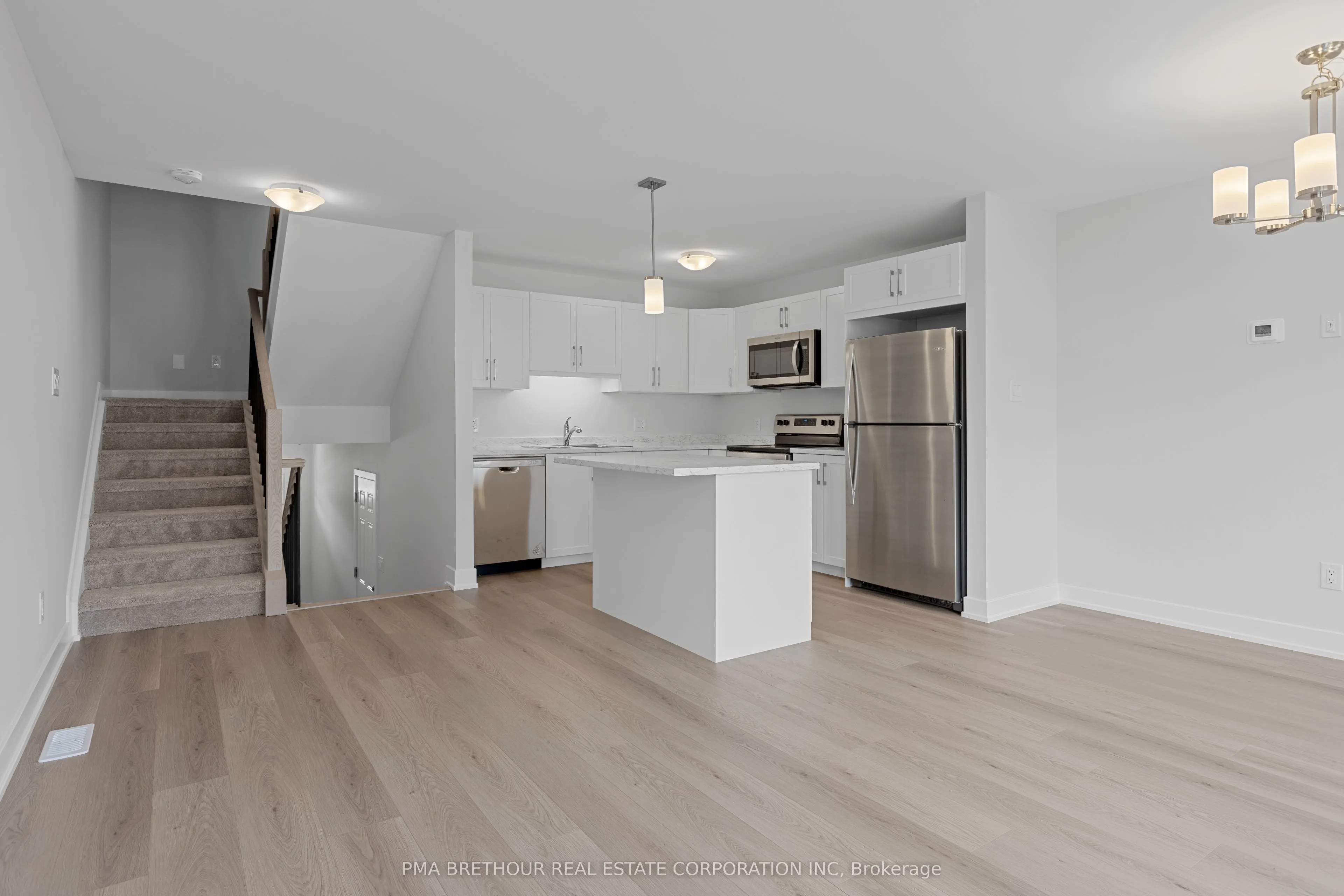 24 Margaret Graham Terrace