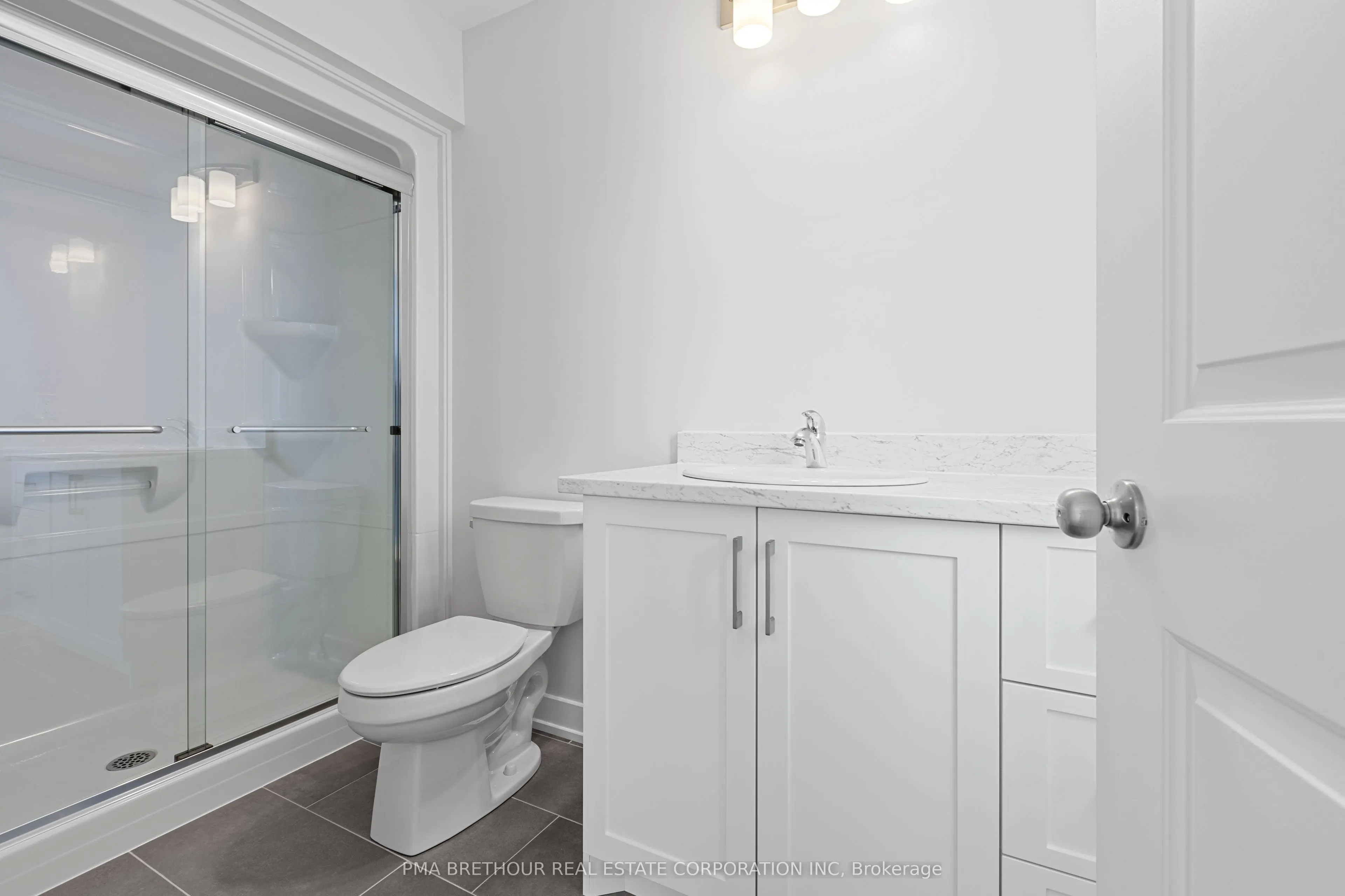 24 Margaret Graham Terrace