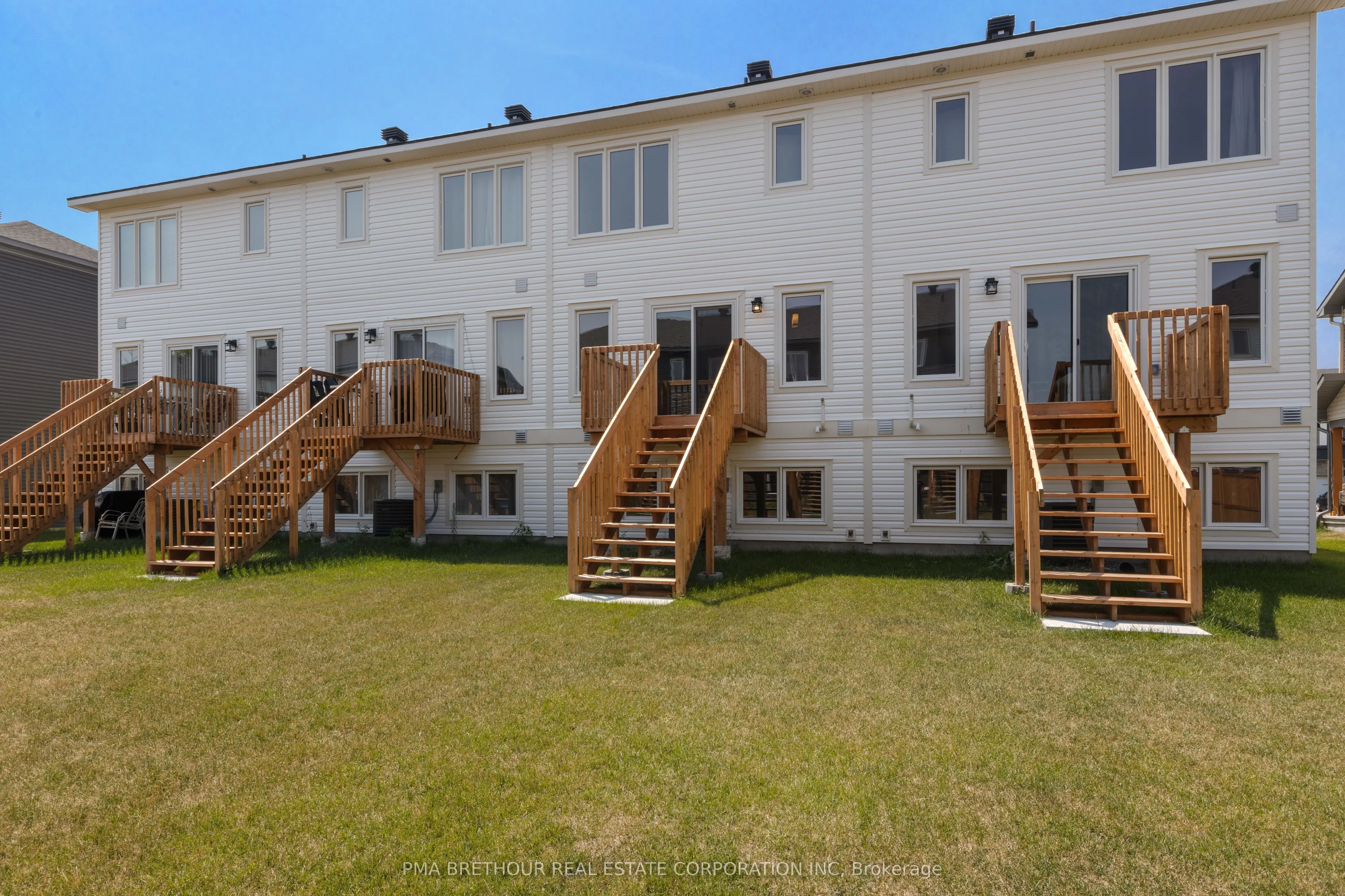 24 Margaret Graham Terrace