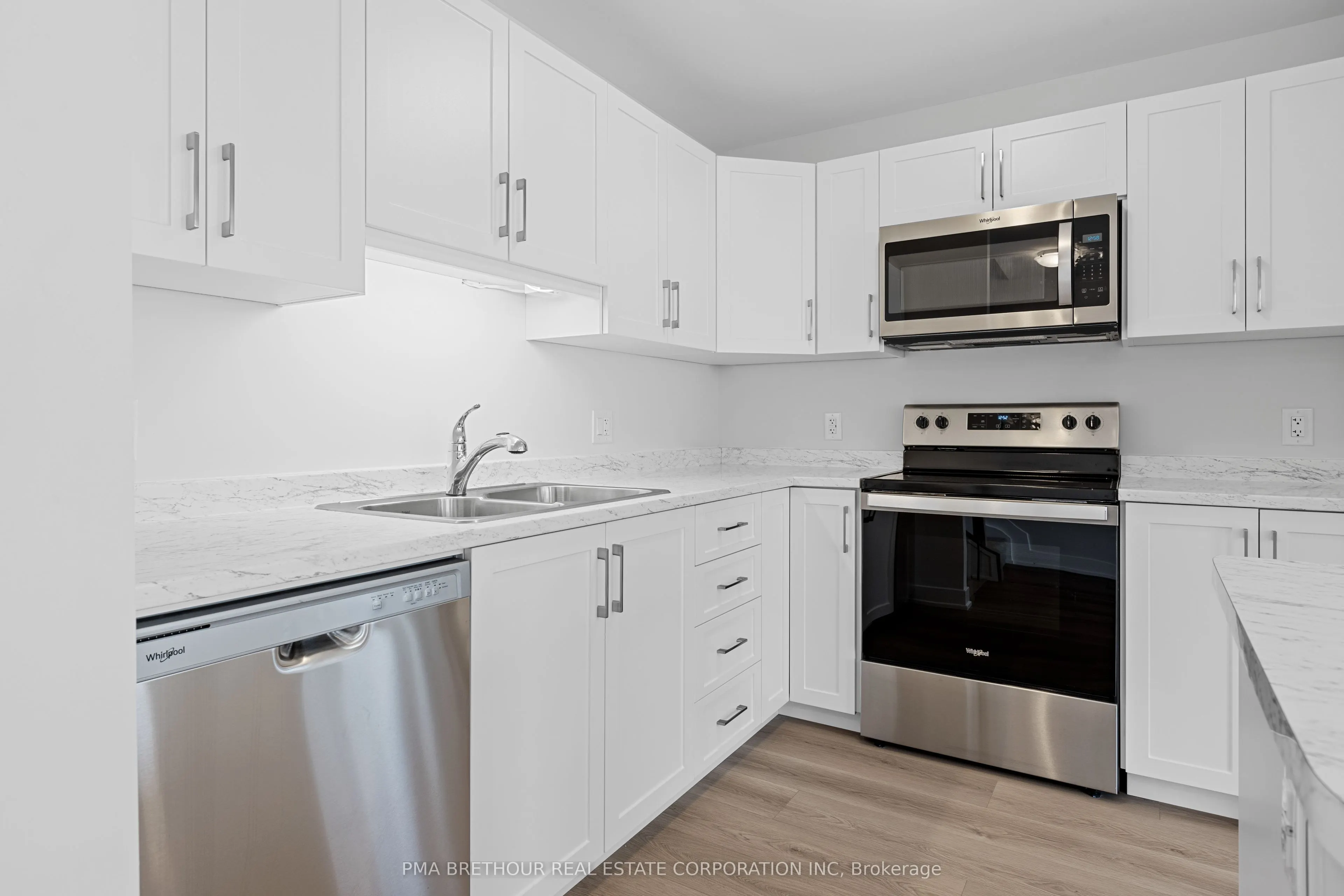 24 Margaret Graham Terrace