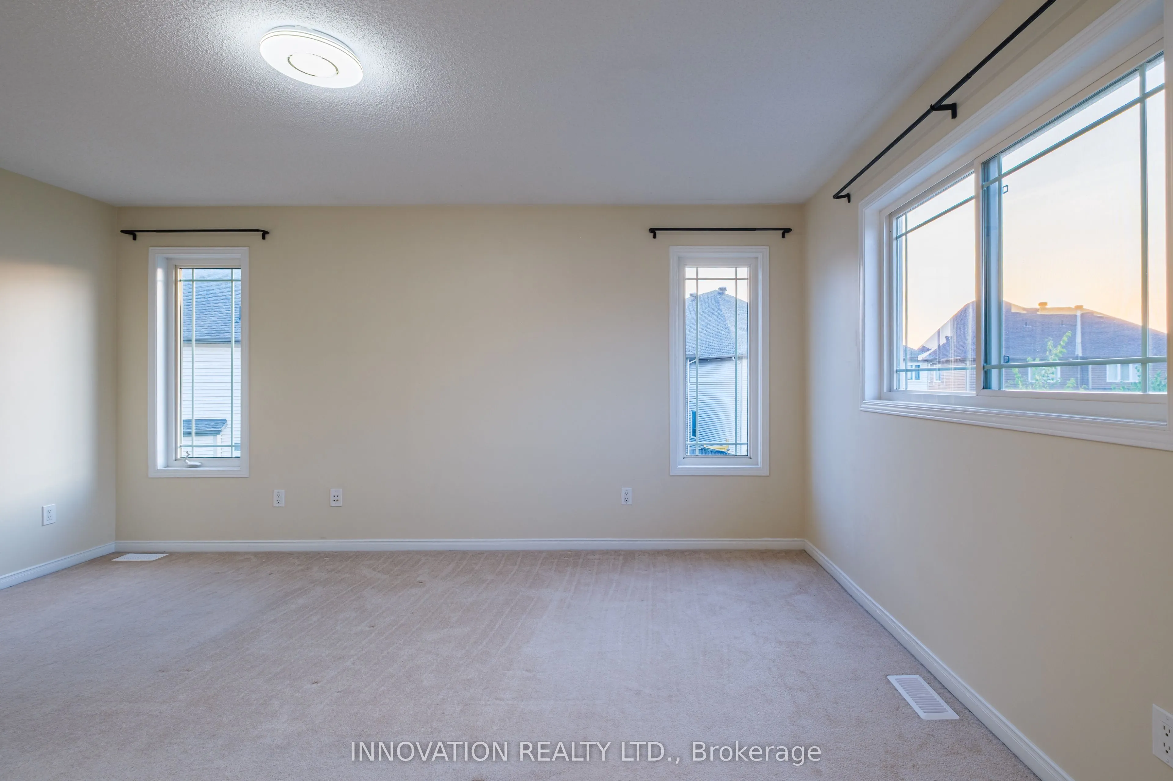 1609 Westhall Way N