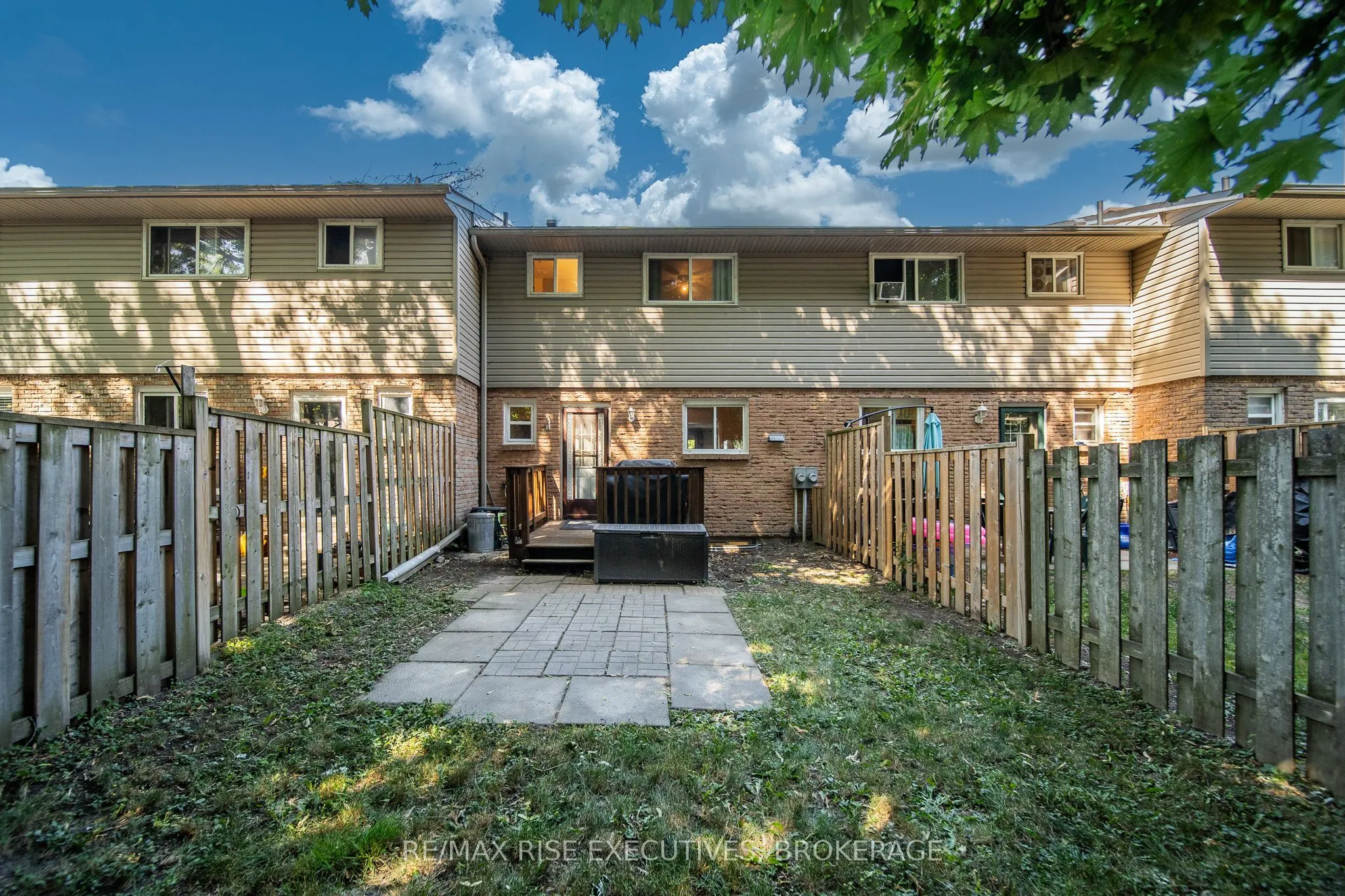 25 Rosemund Place, #115