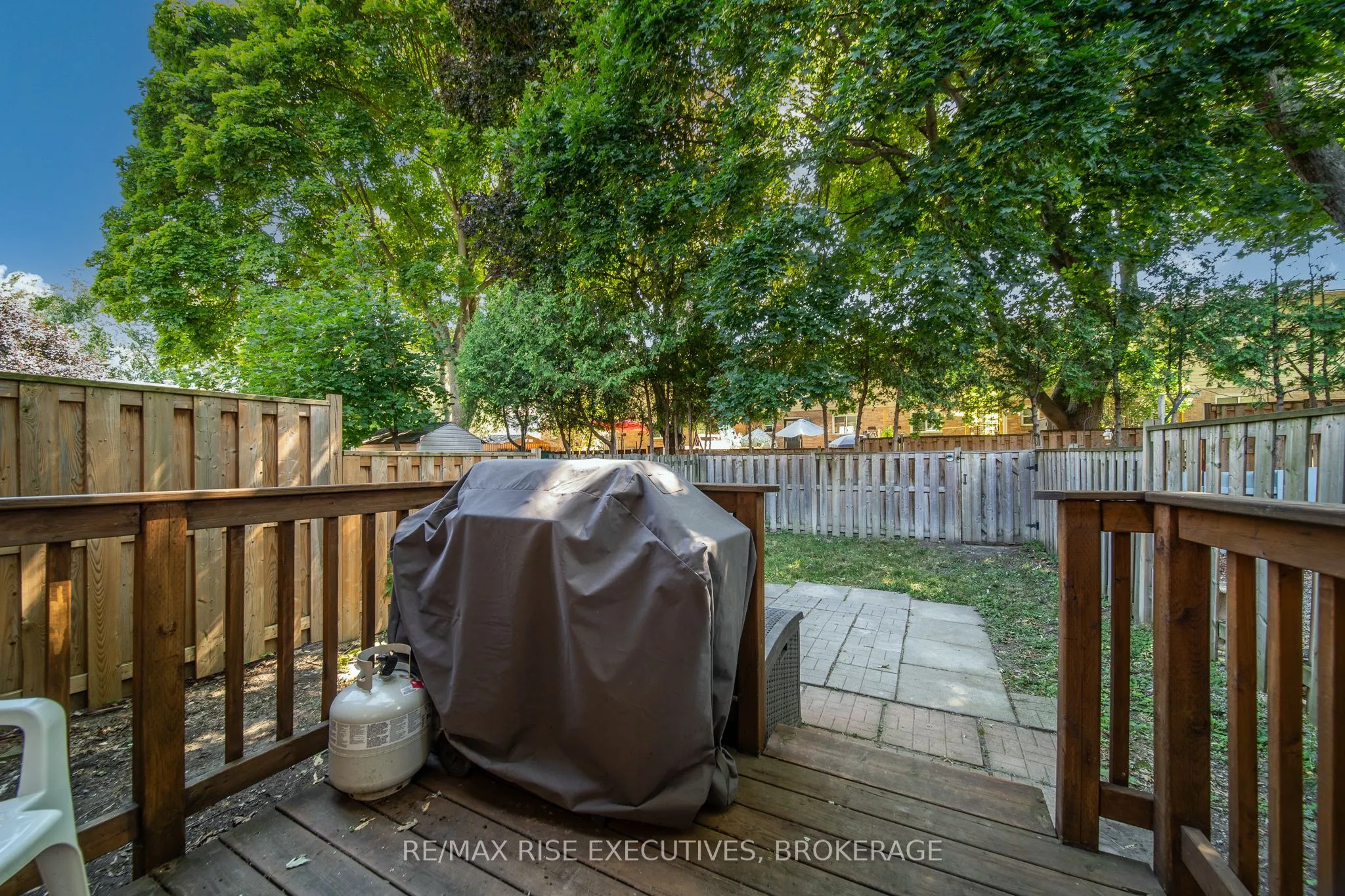 25 Rosemund Place, #115