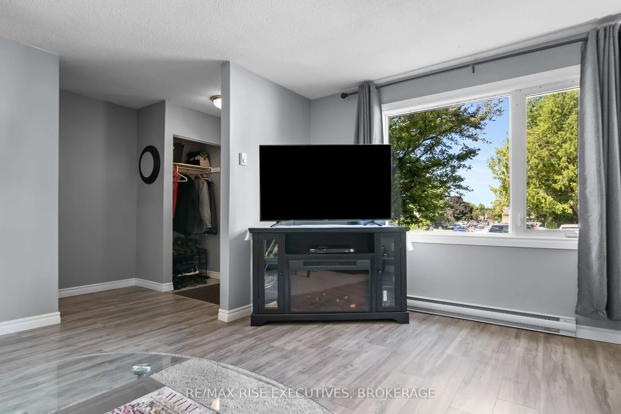 25 Rosemund Place, #115