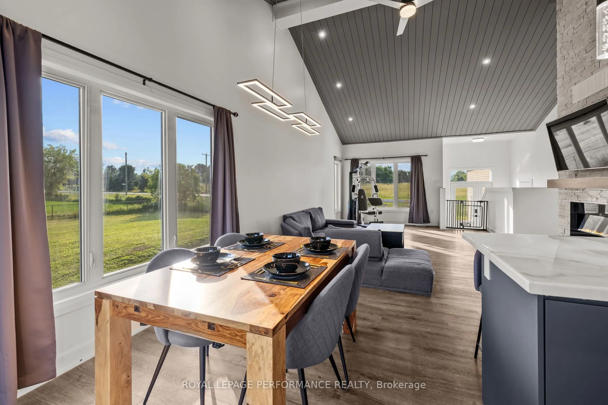 3348 Bureau Road