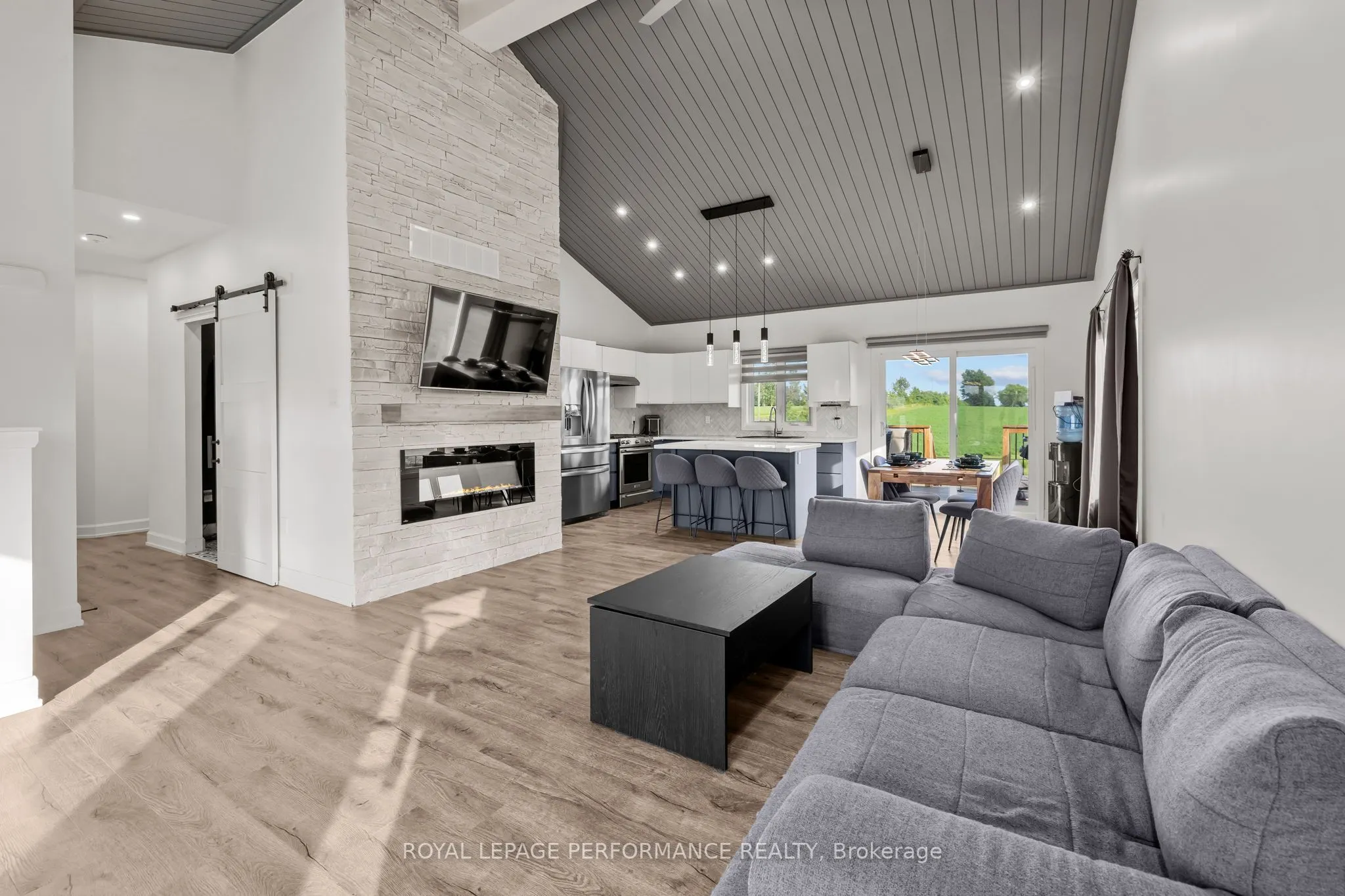 3348 Bureau Road