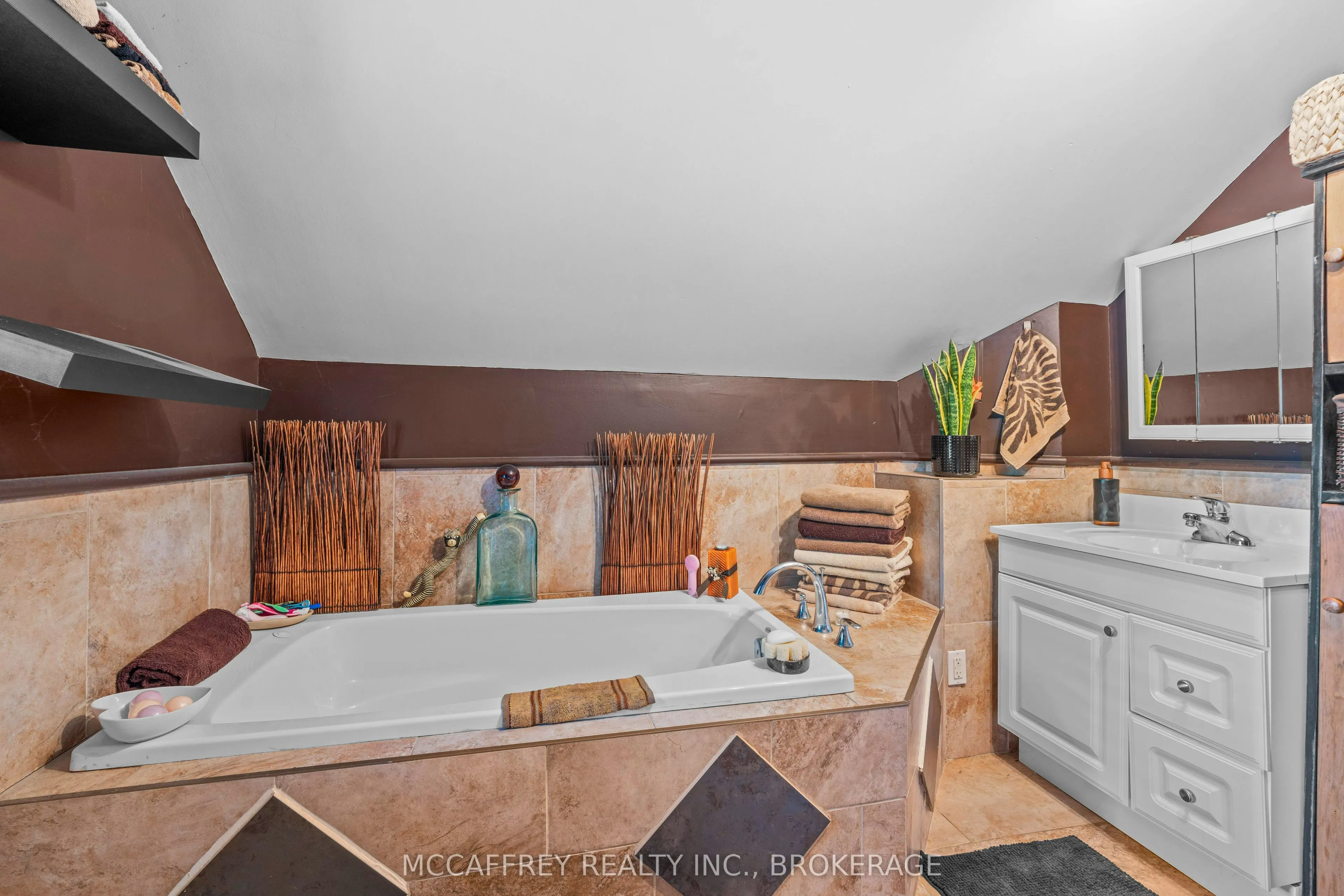 641 Enright Road