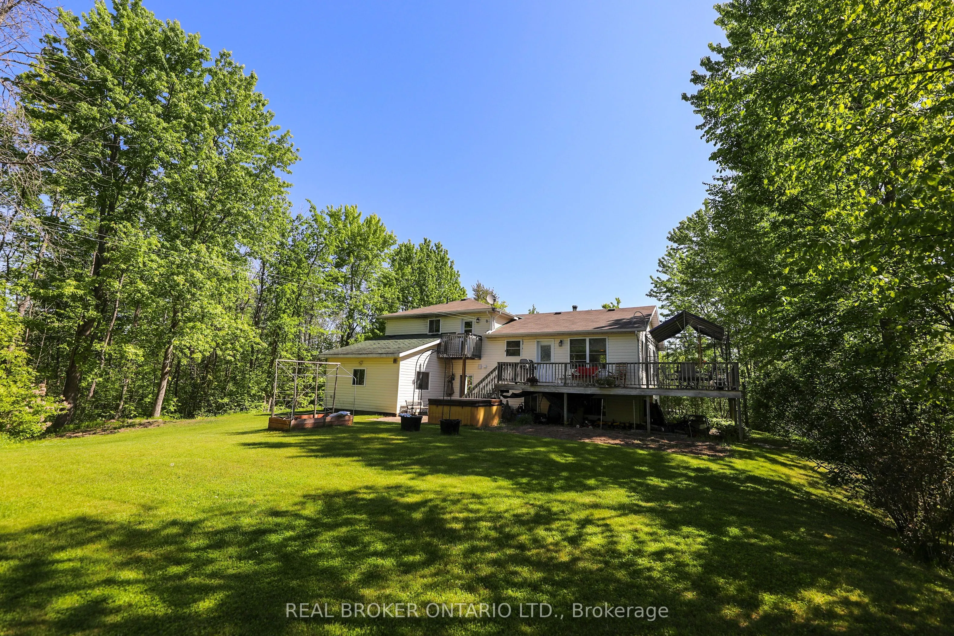 988 County 44 Road