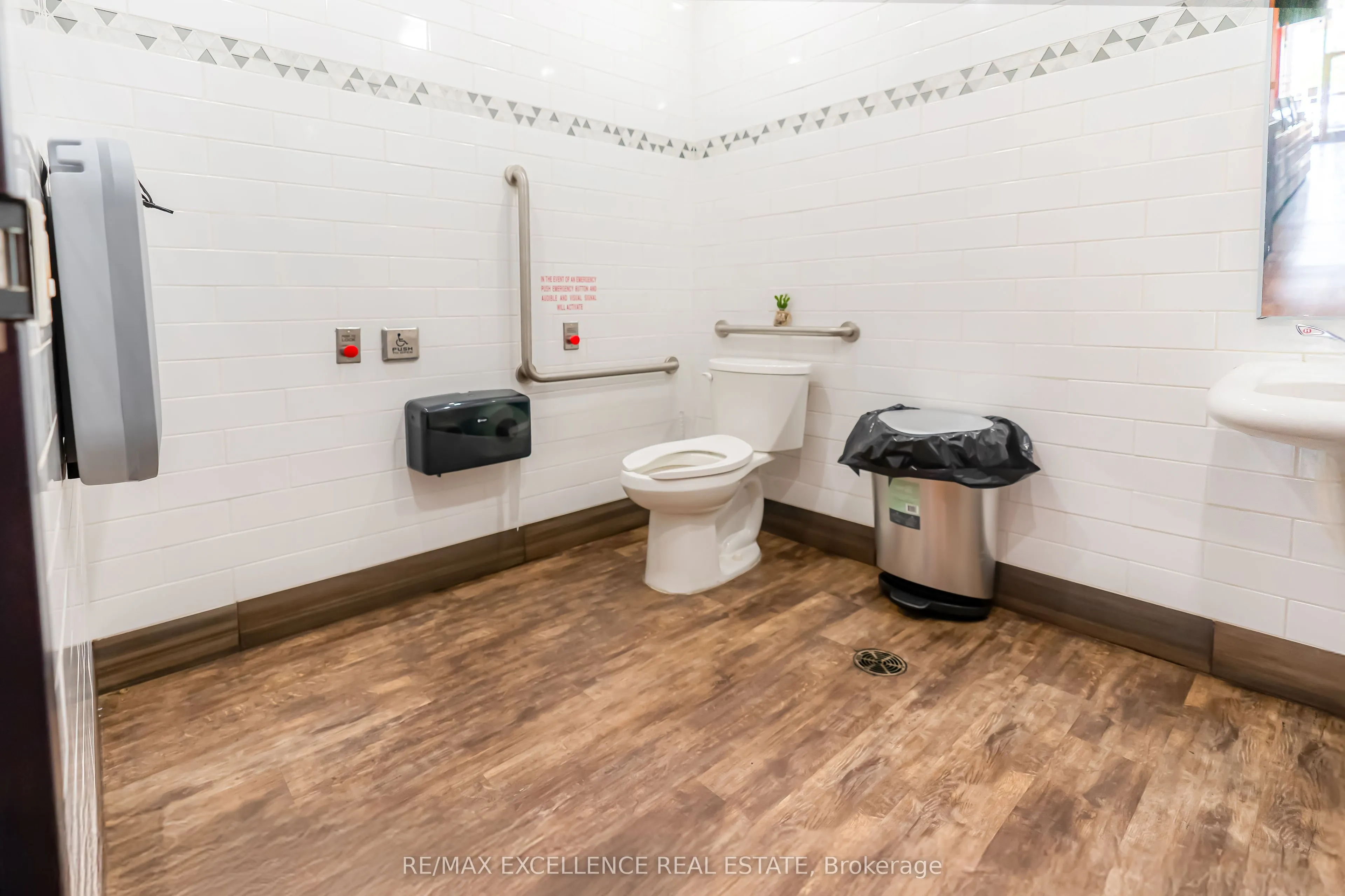 1508 Upper James Street, #245