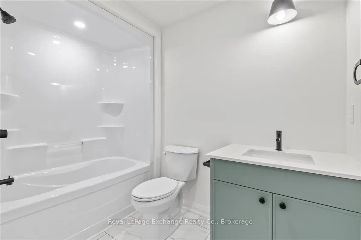 307 Arnaud Street, #3