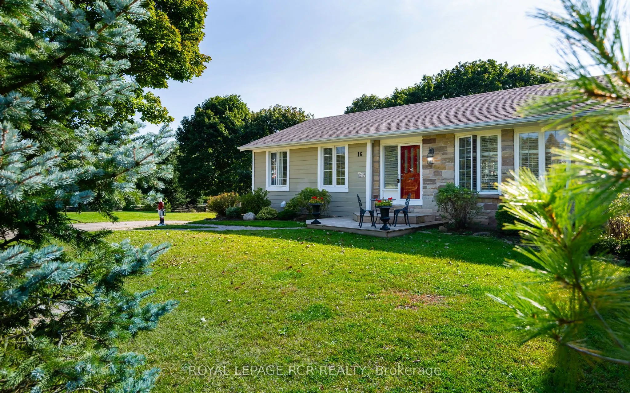 16 Barbour Drive