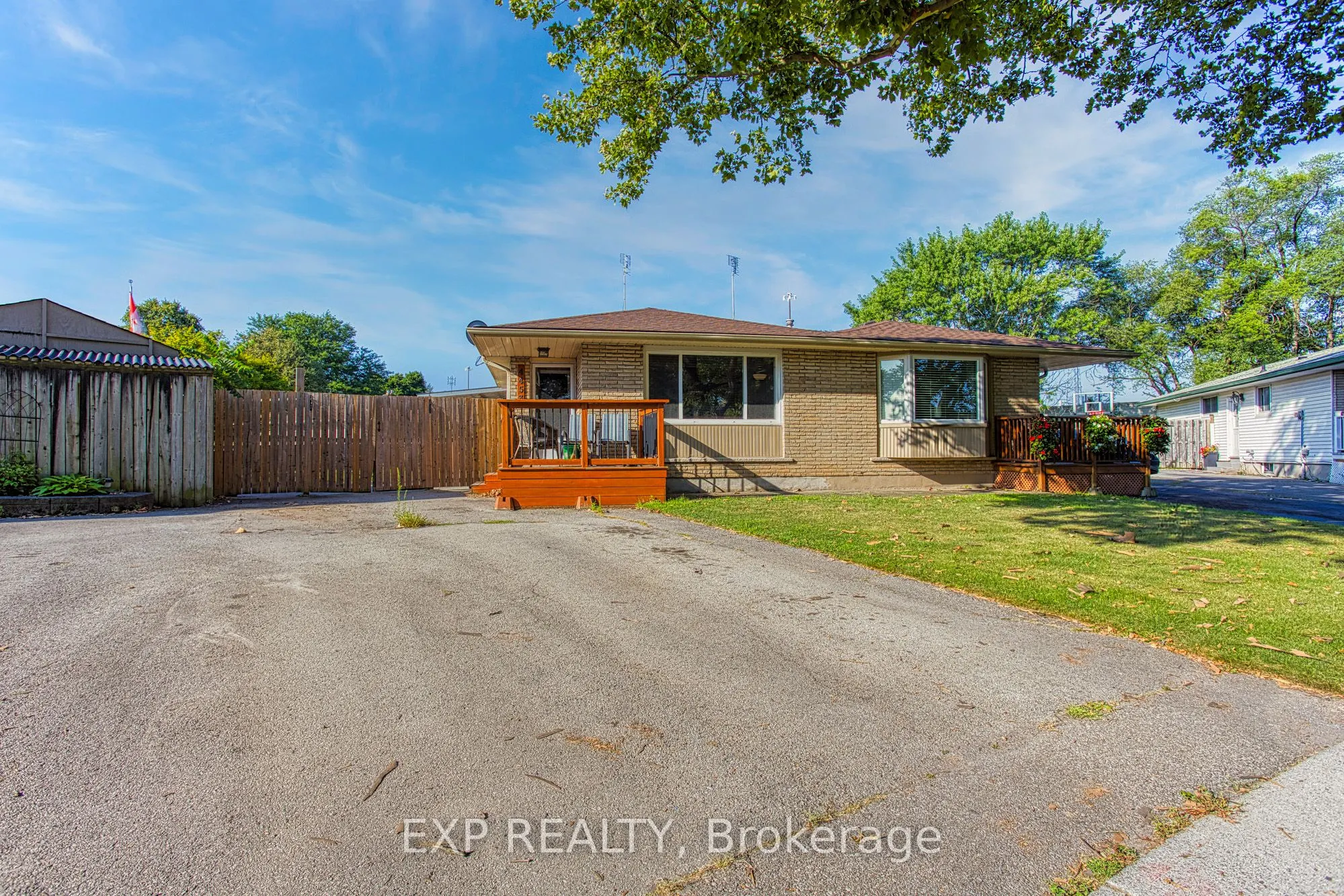 4453 Meadowvale Drive, #Main