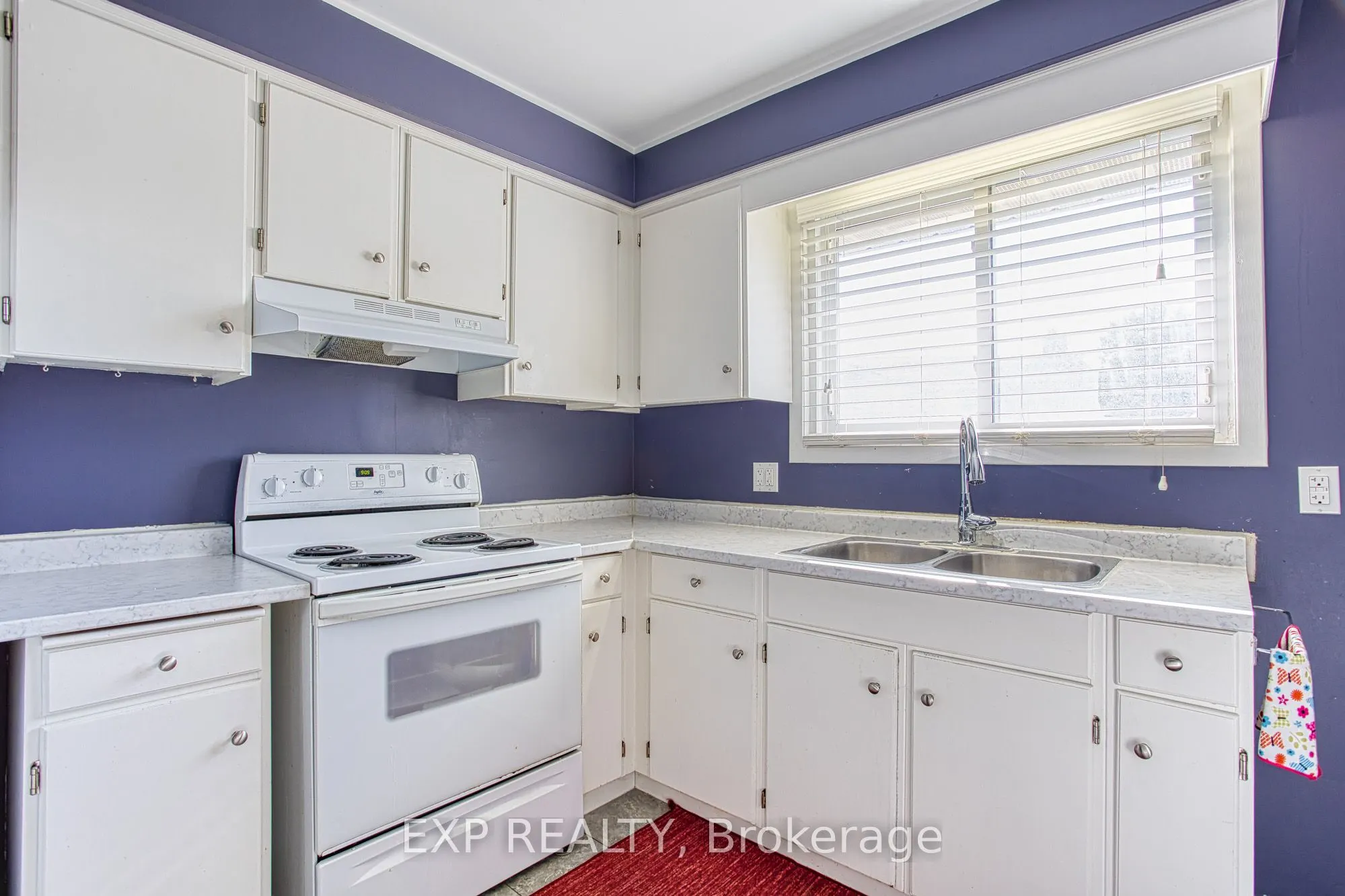 4453 Meadowvale Drive, #Main