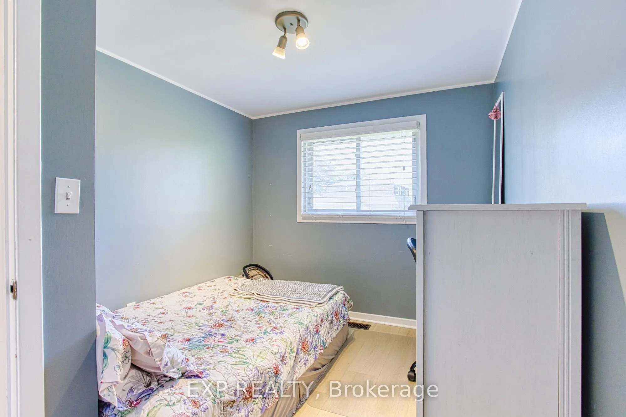 4453 Meadowvale Drive, #Main
