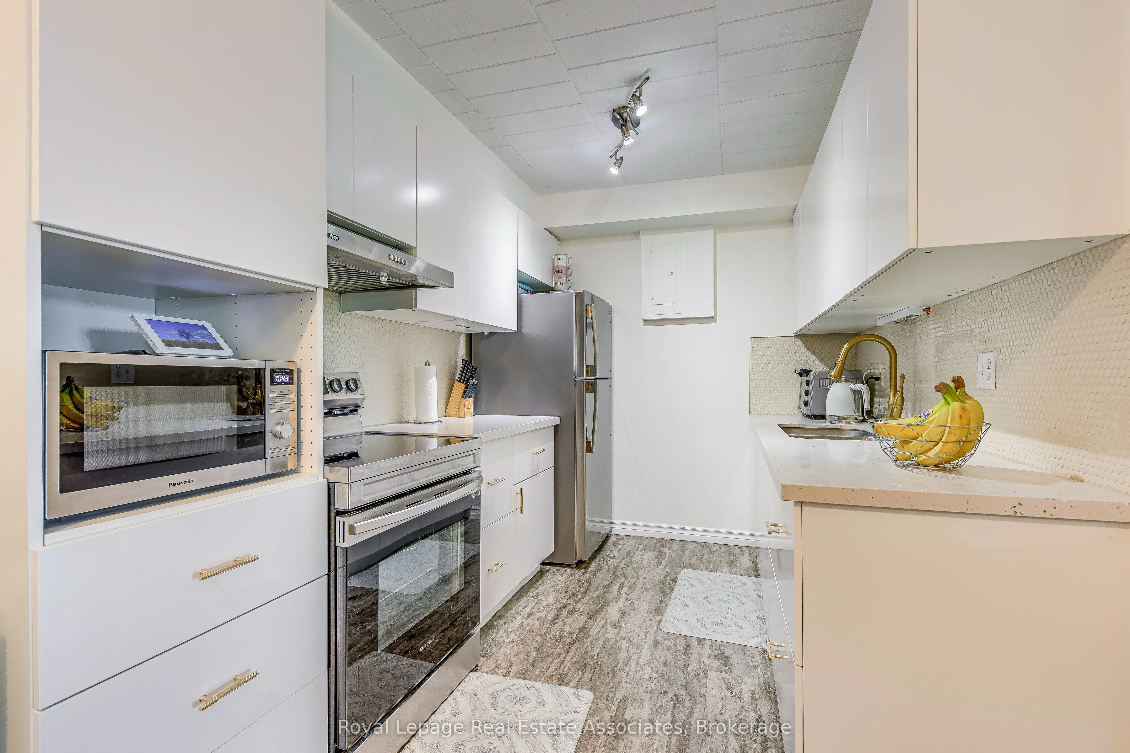 63 Conroy Crescent, #58