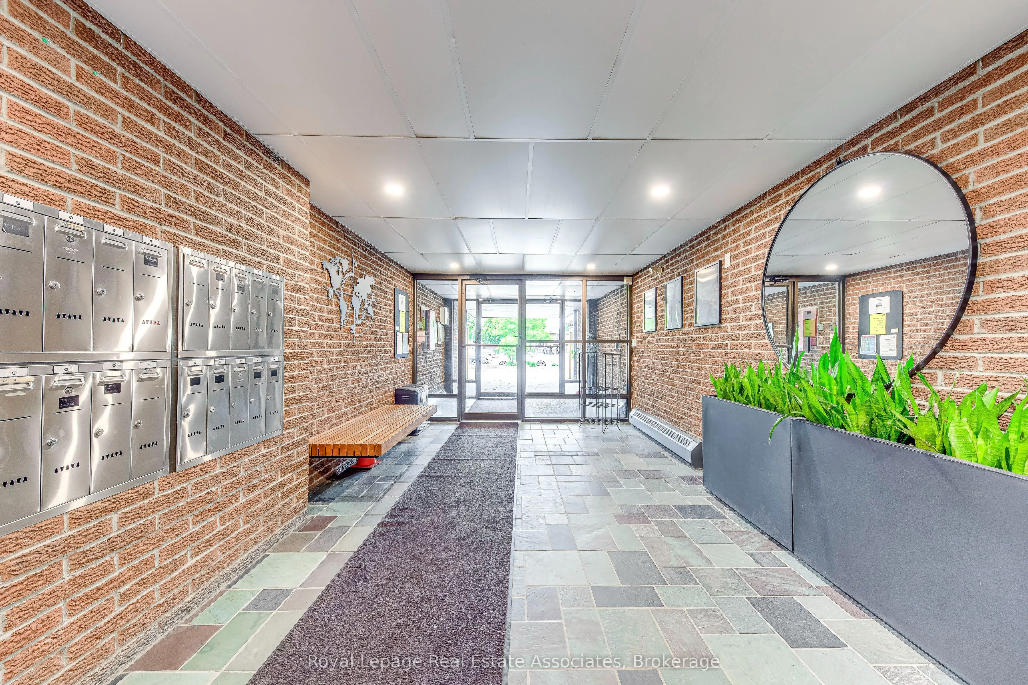 63 Conroy Crescent, #58