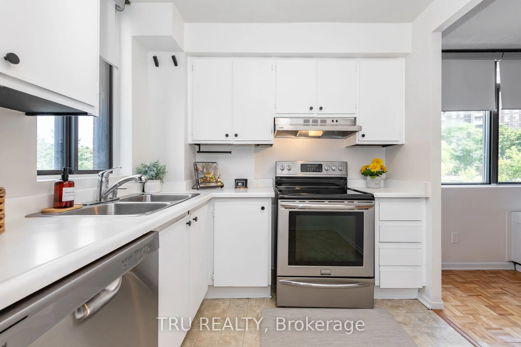 2871 Richmond Road, #603