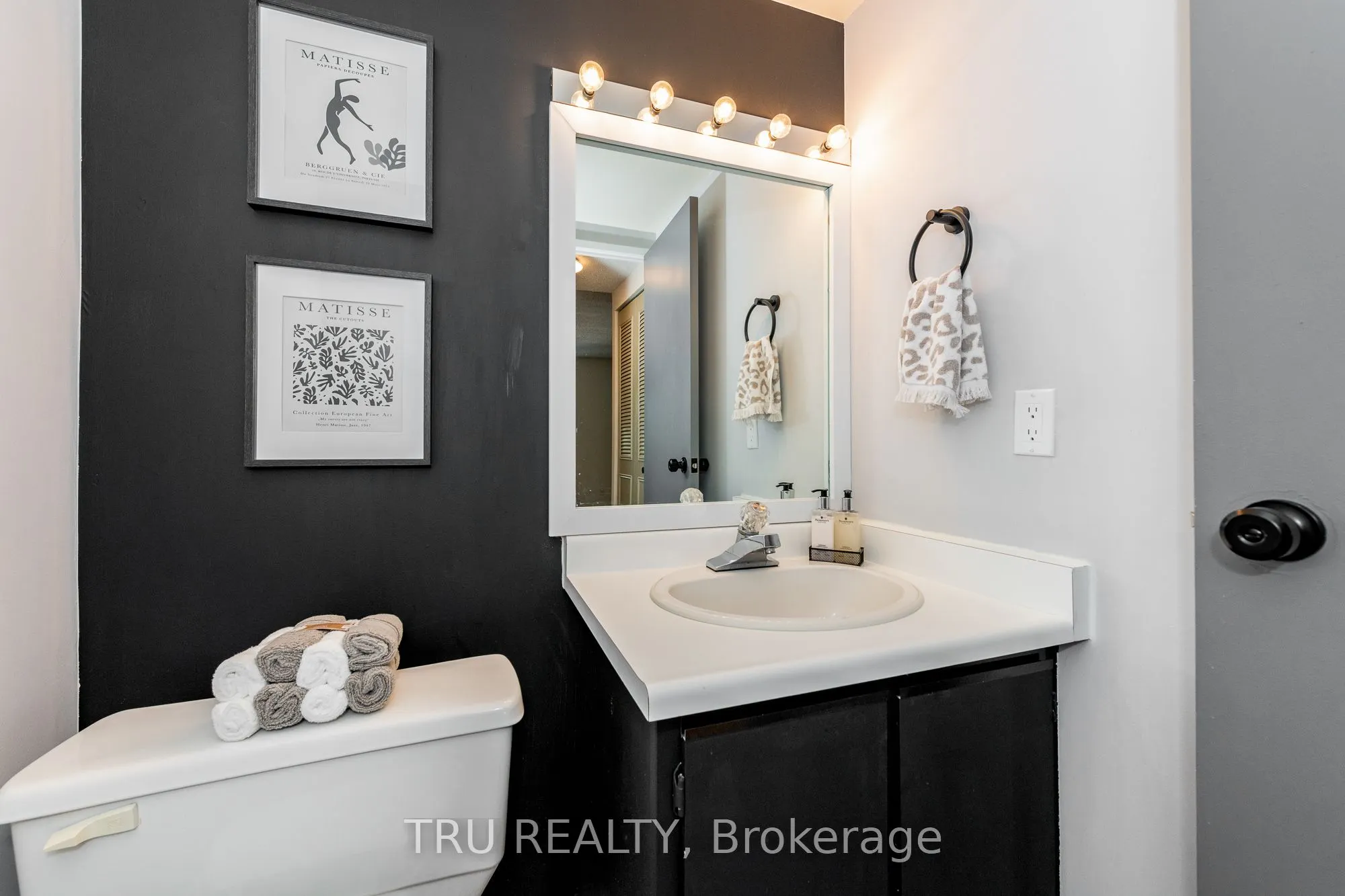 2871 Richmond Road, #603