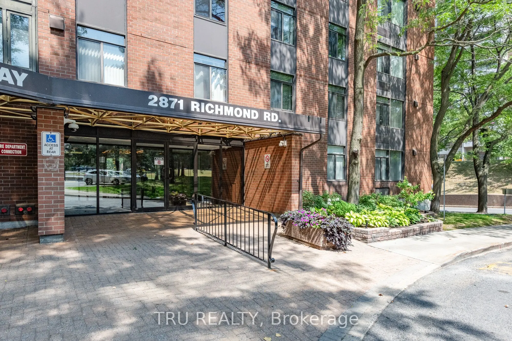 2871 Richmond Road, #603