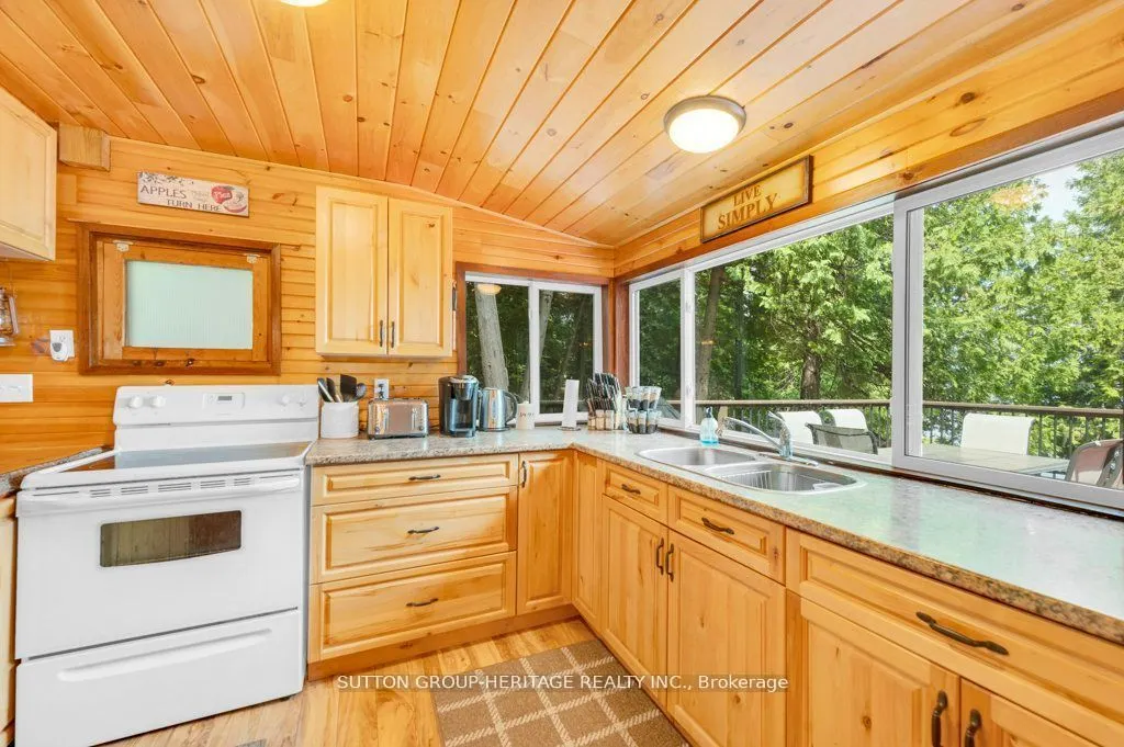 224 Shoreline Lane