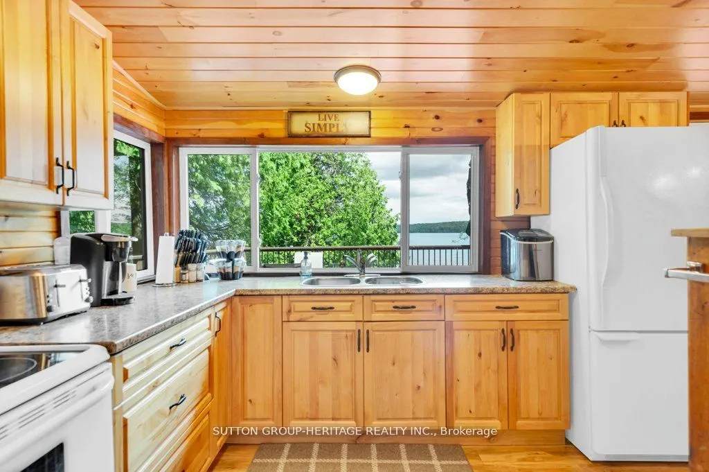 224 Shoreline Lane