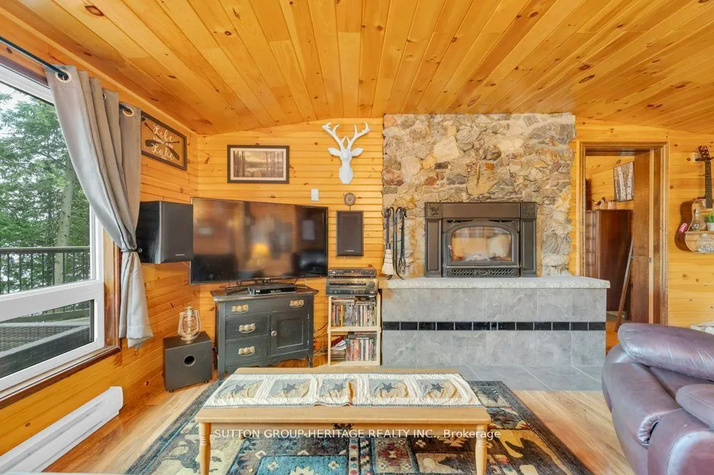 224 Shoreline Lane