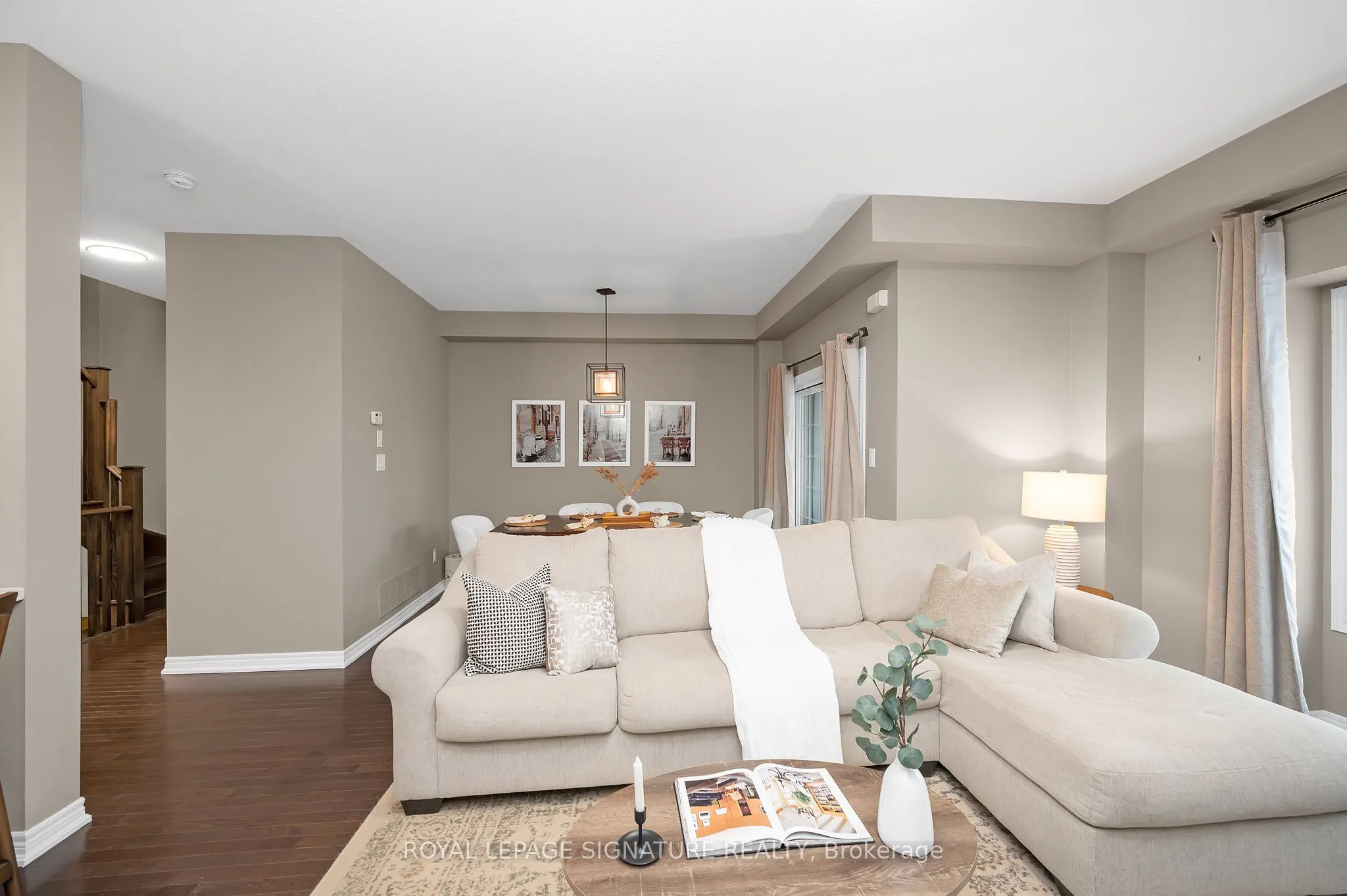 215 Dundas Street E, #29