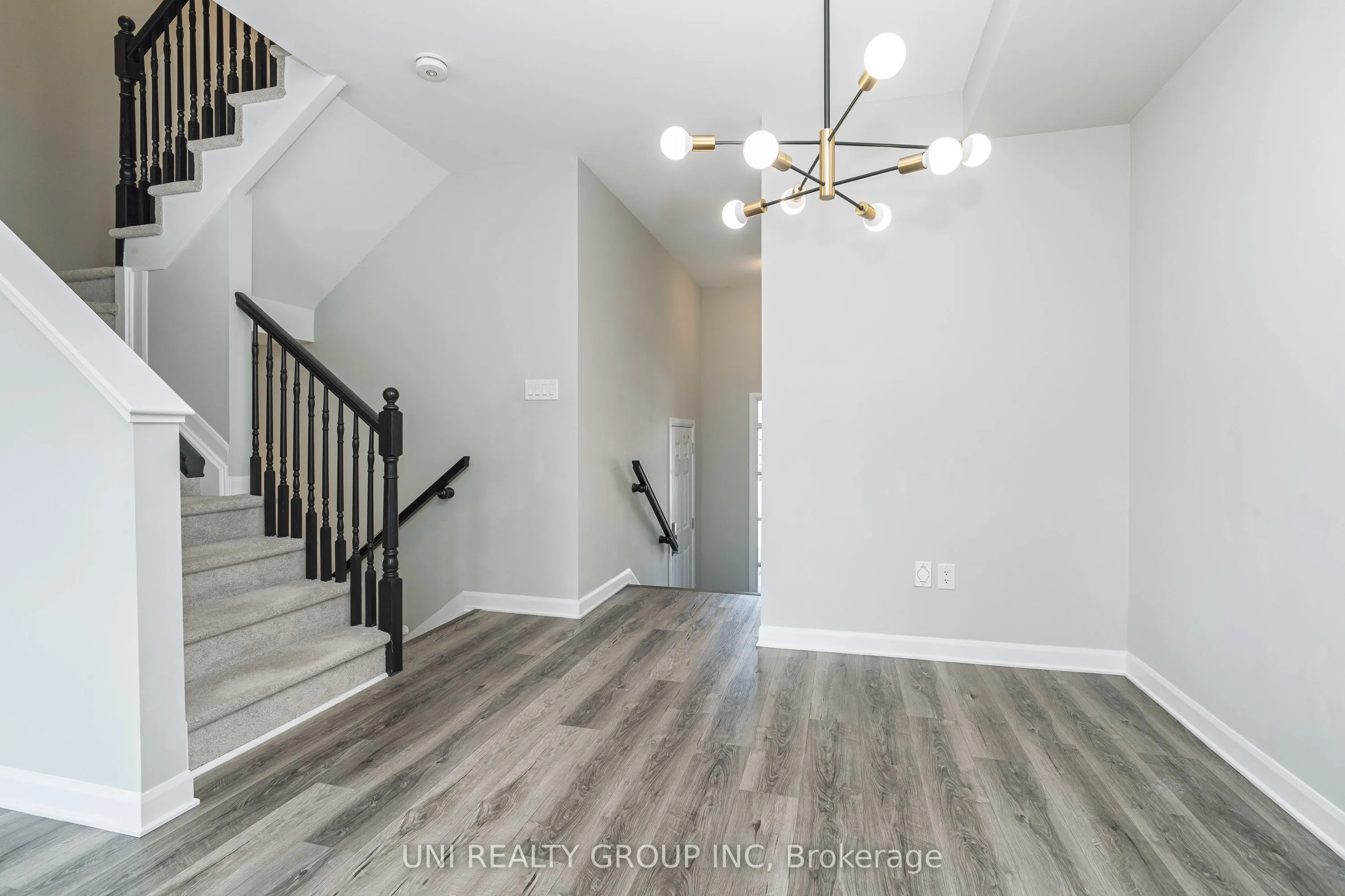 741 Cashmere Terrace