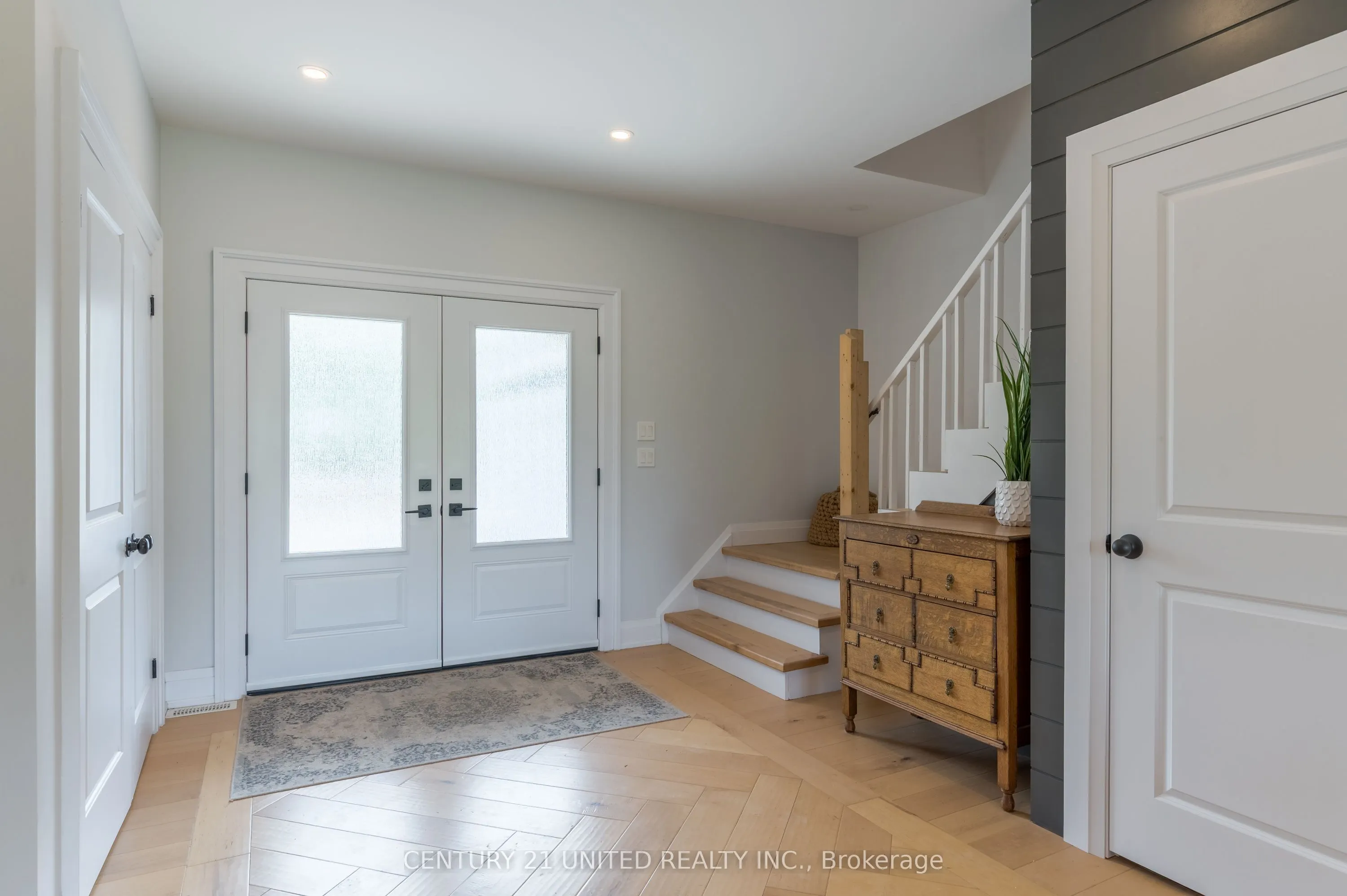 142 Hickory Beach Road