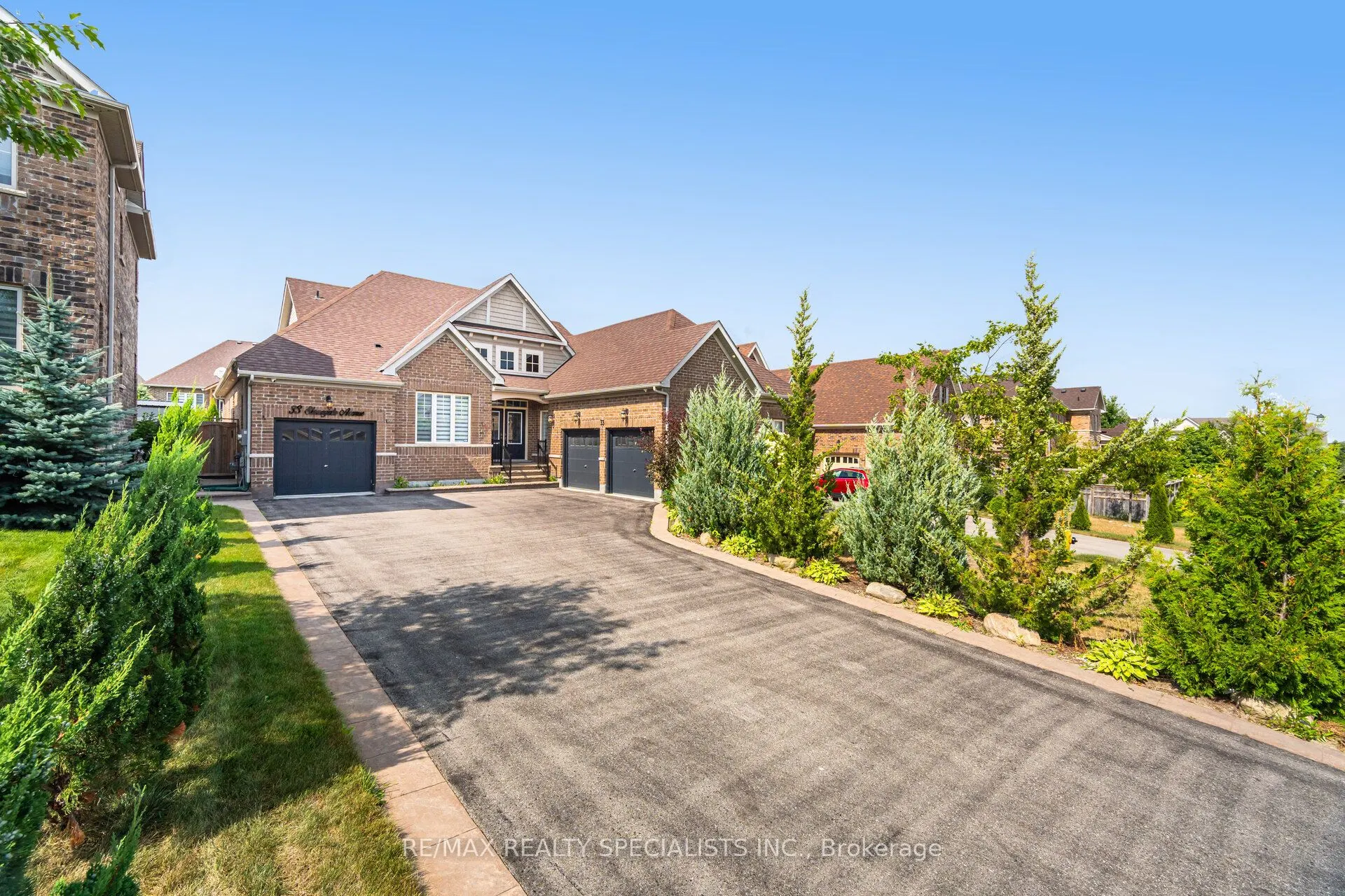 33 Stonegate Avenue