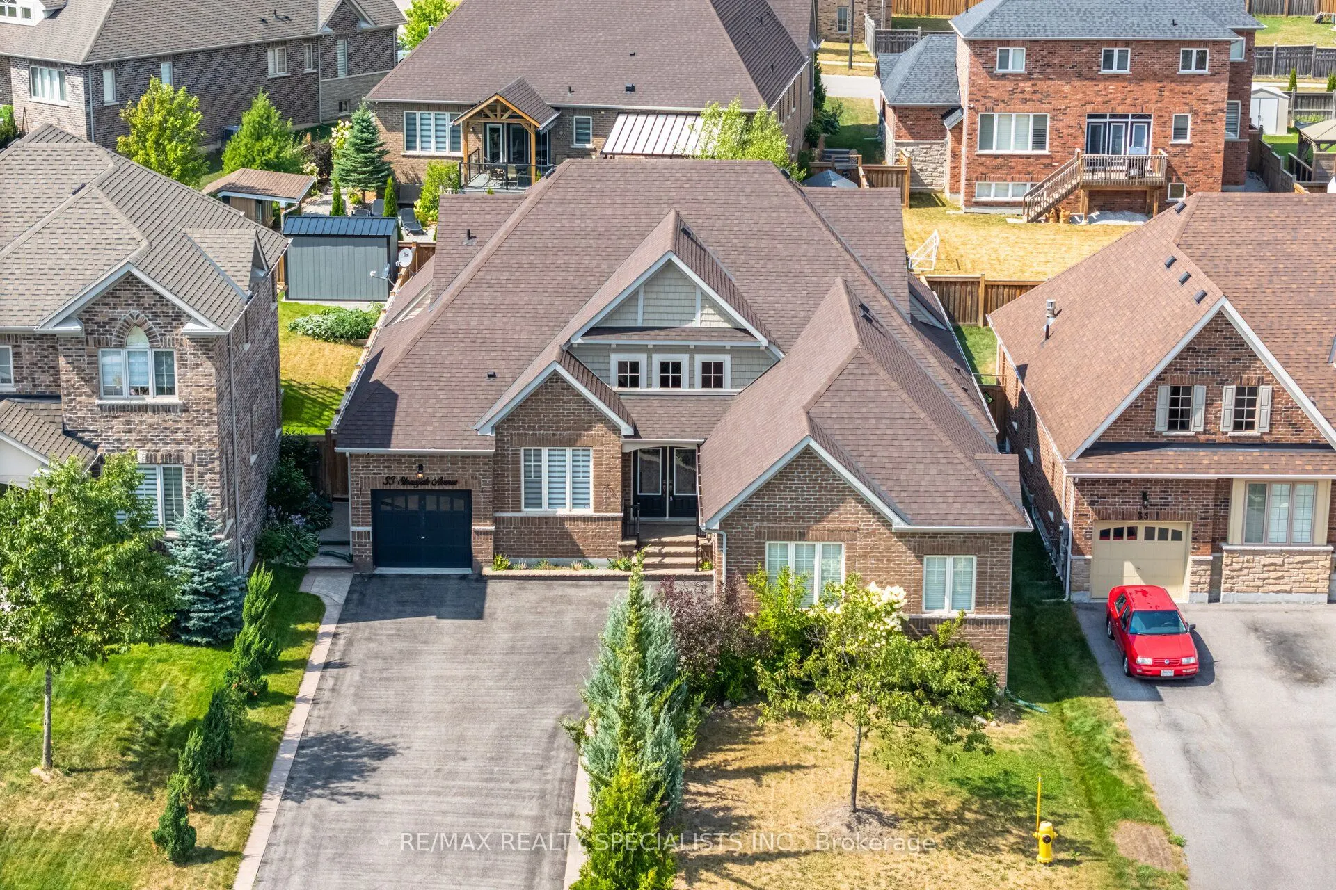 33 Stonegate Avenue