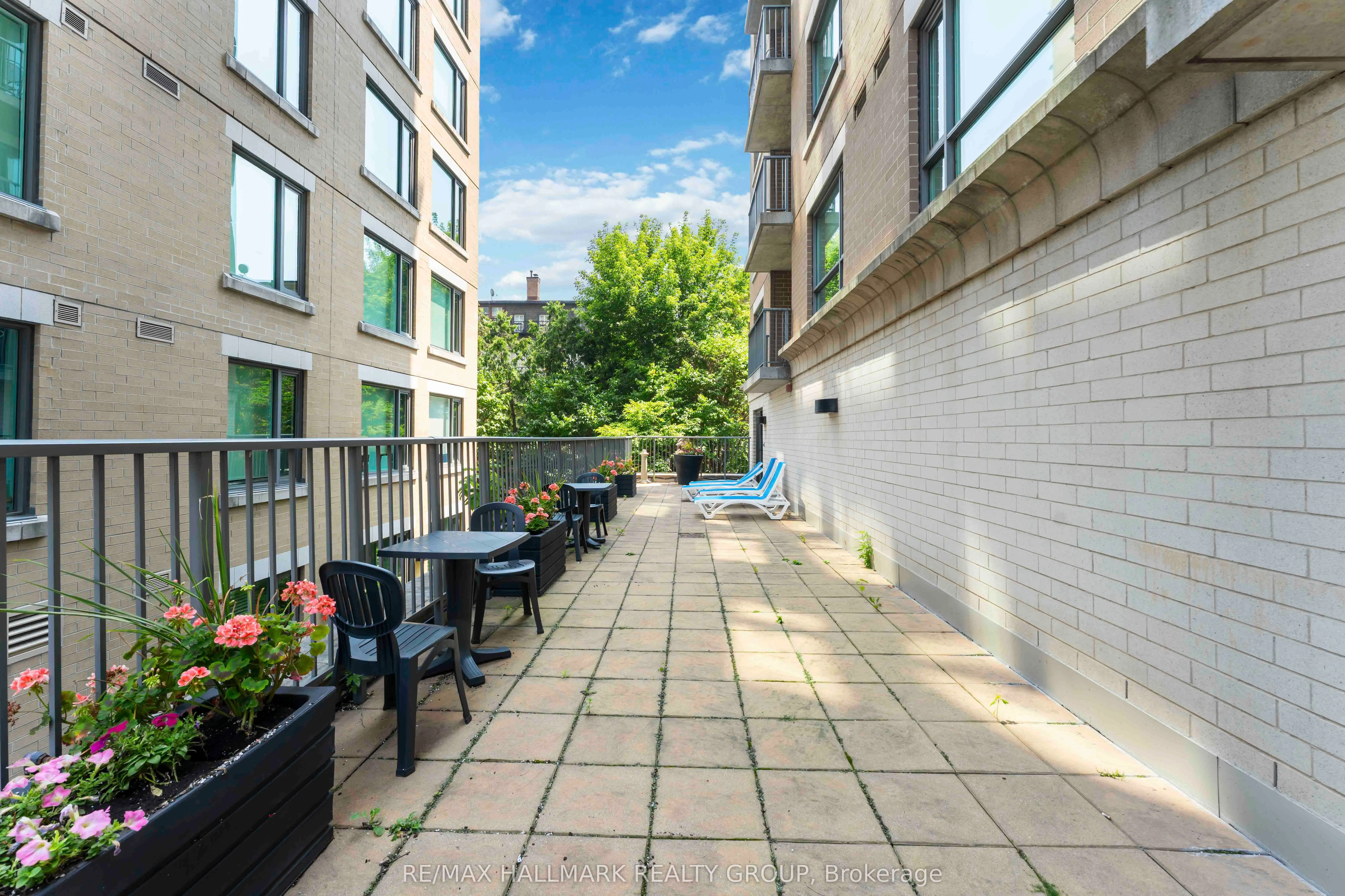 200 Besserer Street, #204