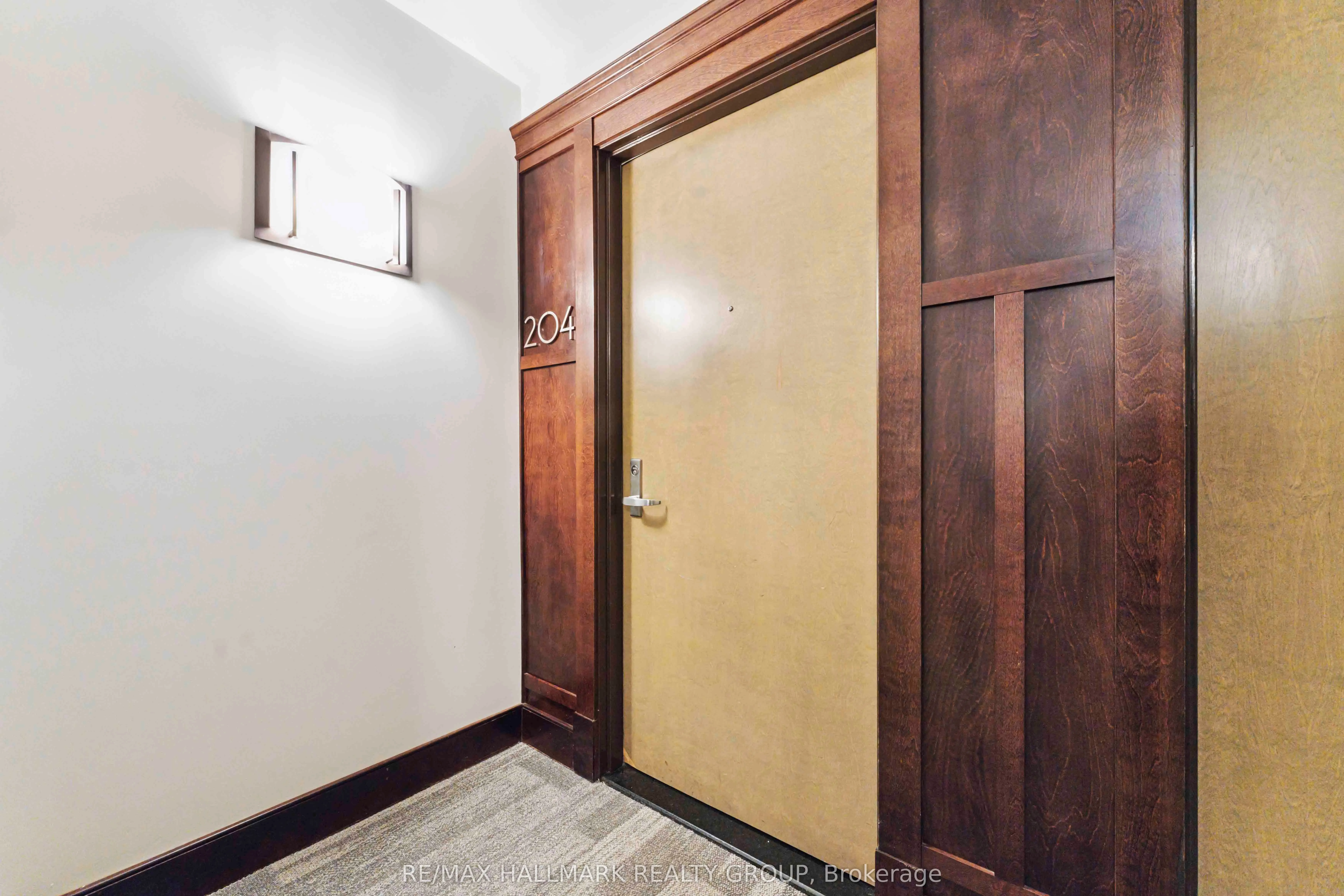 200 Besserer Street, #204