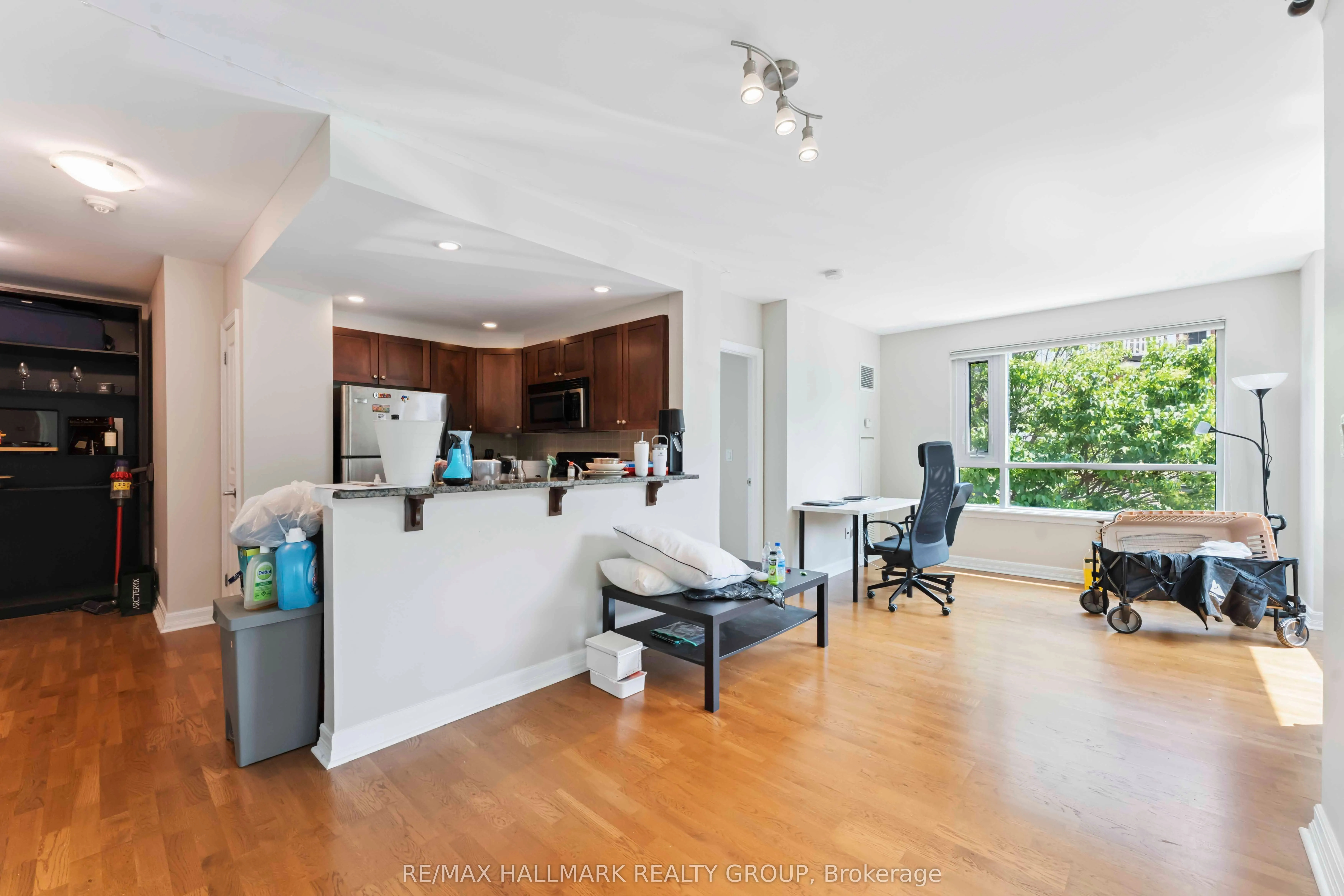 200 Besserer Street, #204